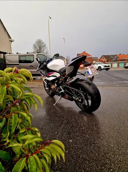 BMW S 1000 RR - foto 3