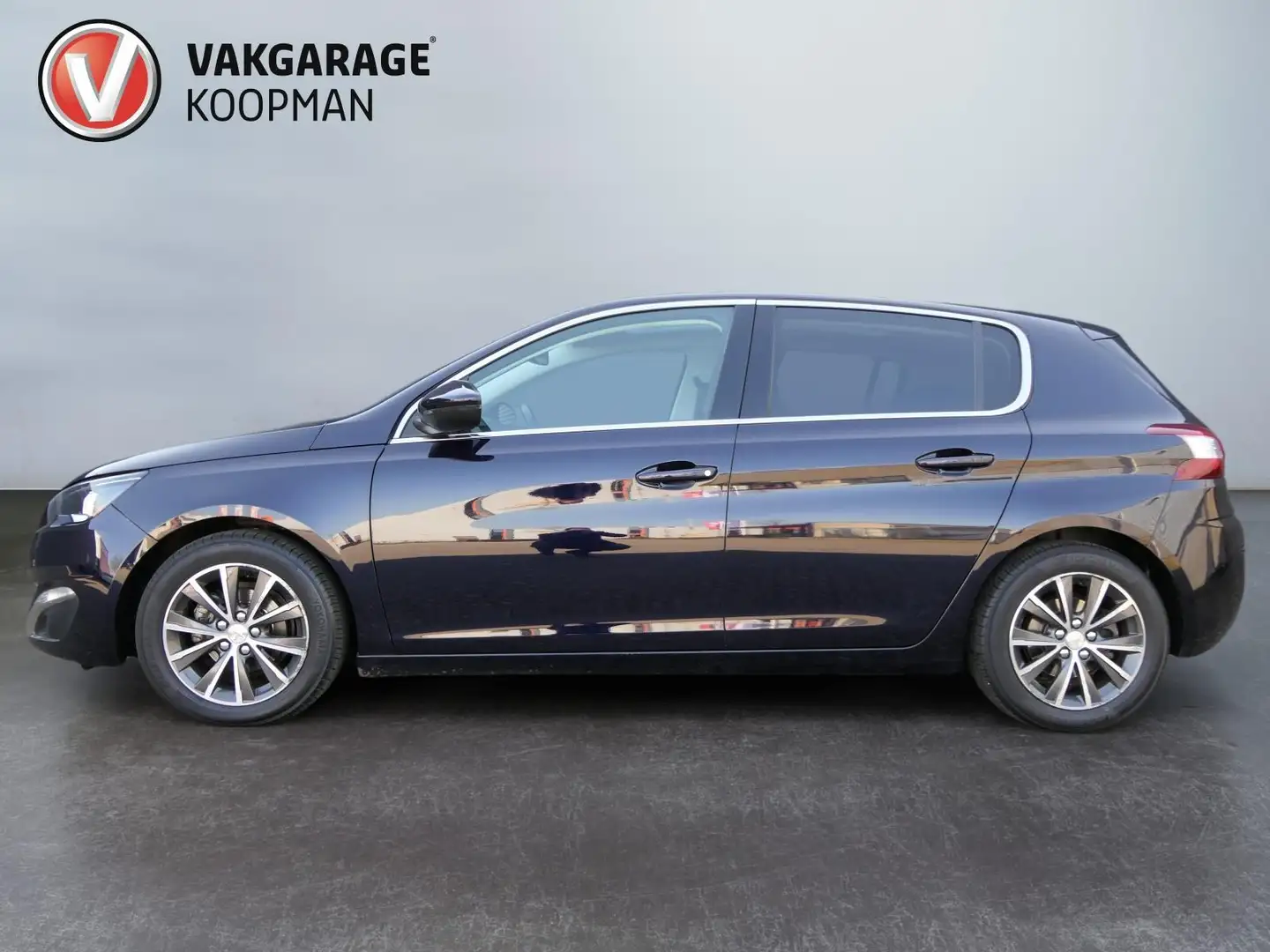 Peugeot 308 1.2 PureTech Allure Camera/Navi/Cruise/Pano/Trekha Kék - 2