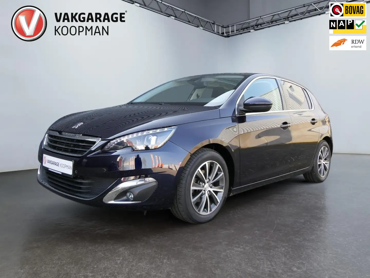 Peugeot 308 1.2 PureTech Allure Camera/Navi/Cruise/Pano/Trekha Kék - 1