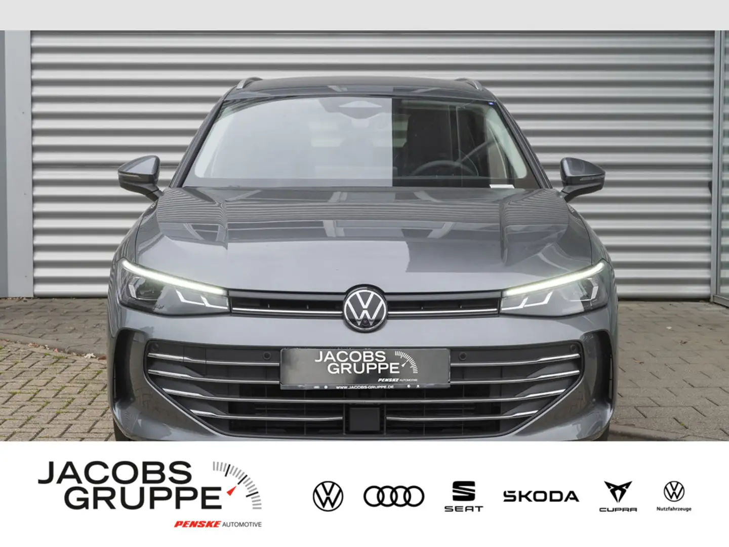 Volkswagen Passat Business 2,0 l TDI Grau - 2