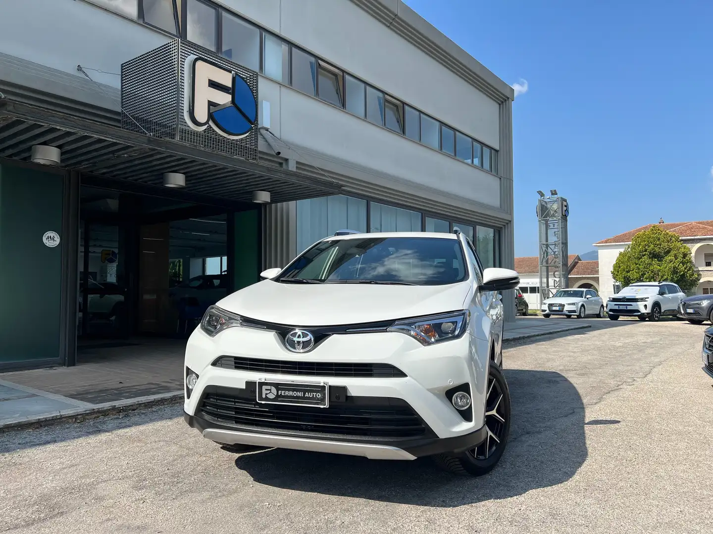 Toyota RAV 4 Rav4 2.0 d-4d Lounge 2wd mt Blanc - 1