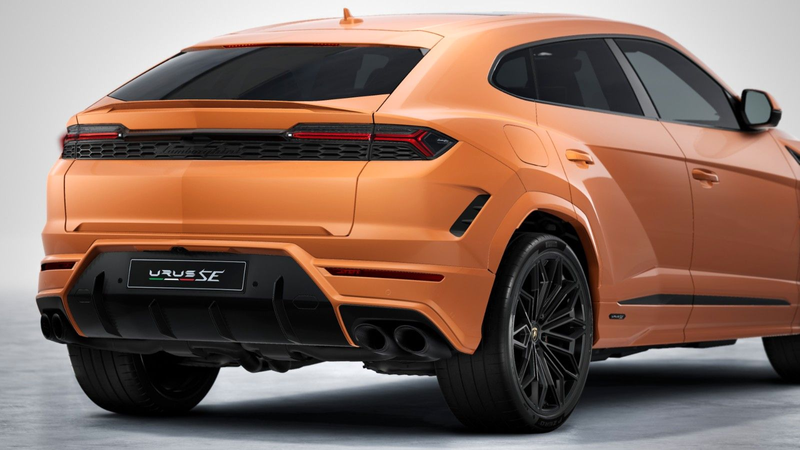 Lamborghini Urus SE 4.0 V8*FULL*CARBON*PANO*B&O*PROD 2026 — photo 5