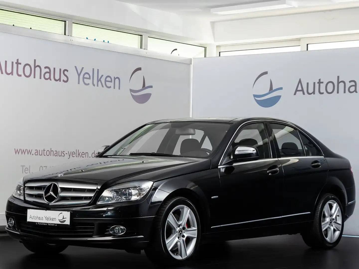Mercedes-Benz C 320 CDI BI-XENON*COMAND*PANO*H-K*LEDER*PTS Zwart - 2