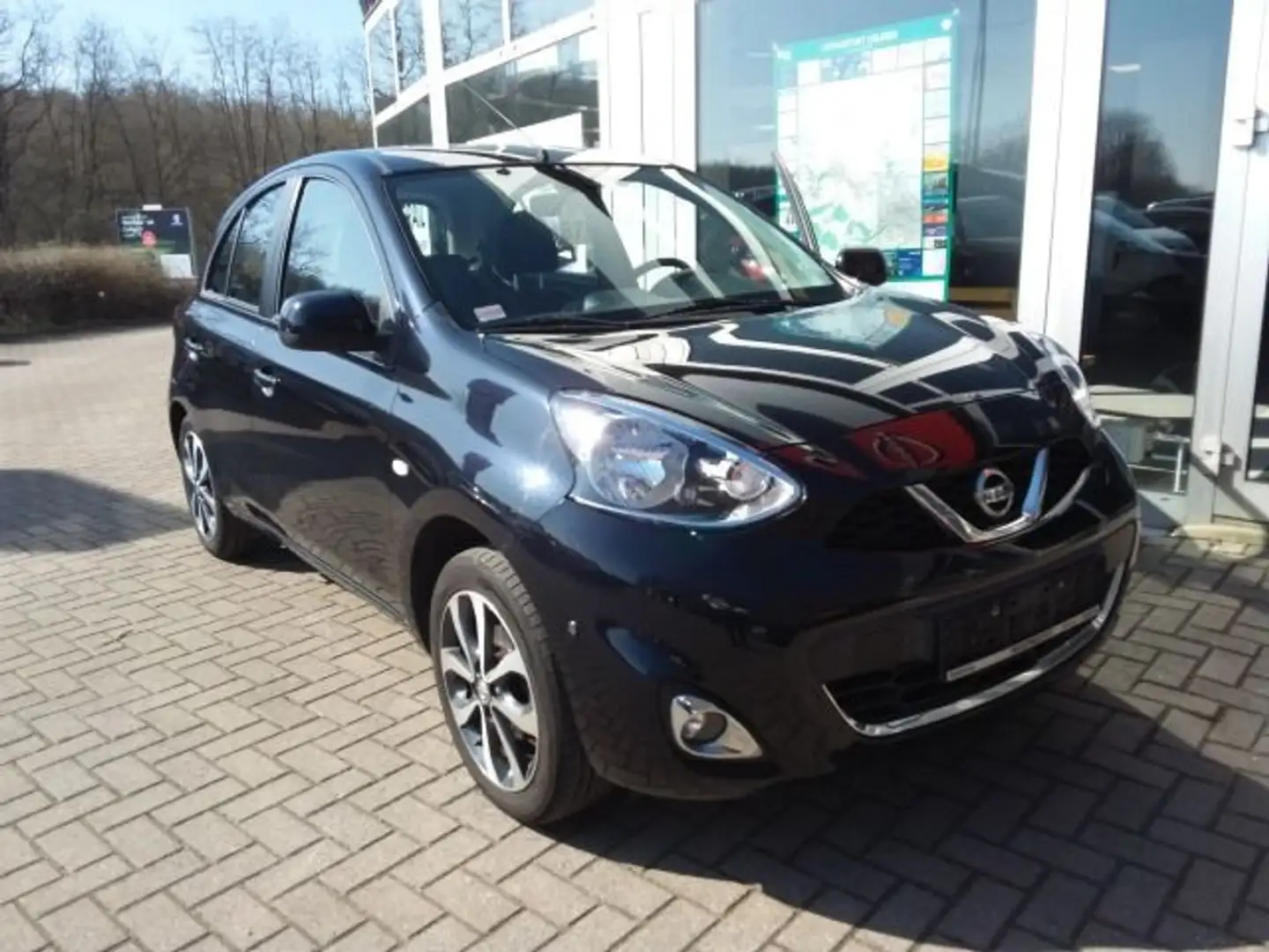 Nissan Micra 1.2 Acenta crna - 2