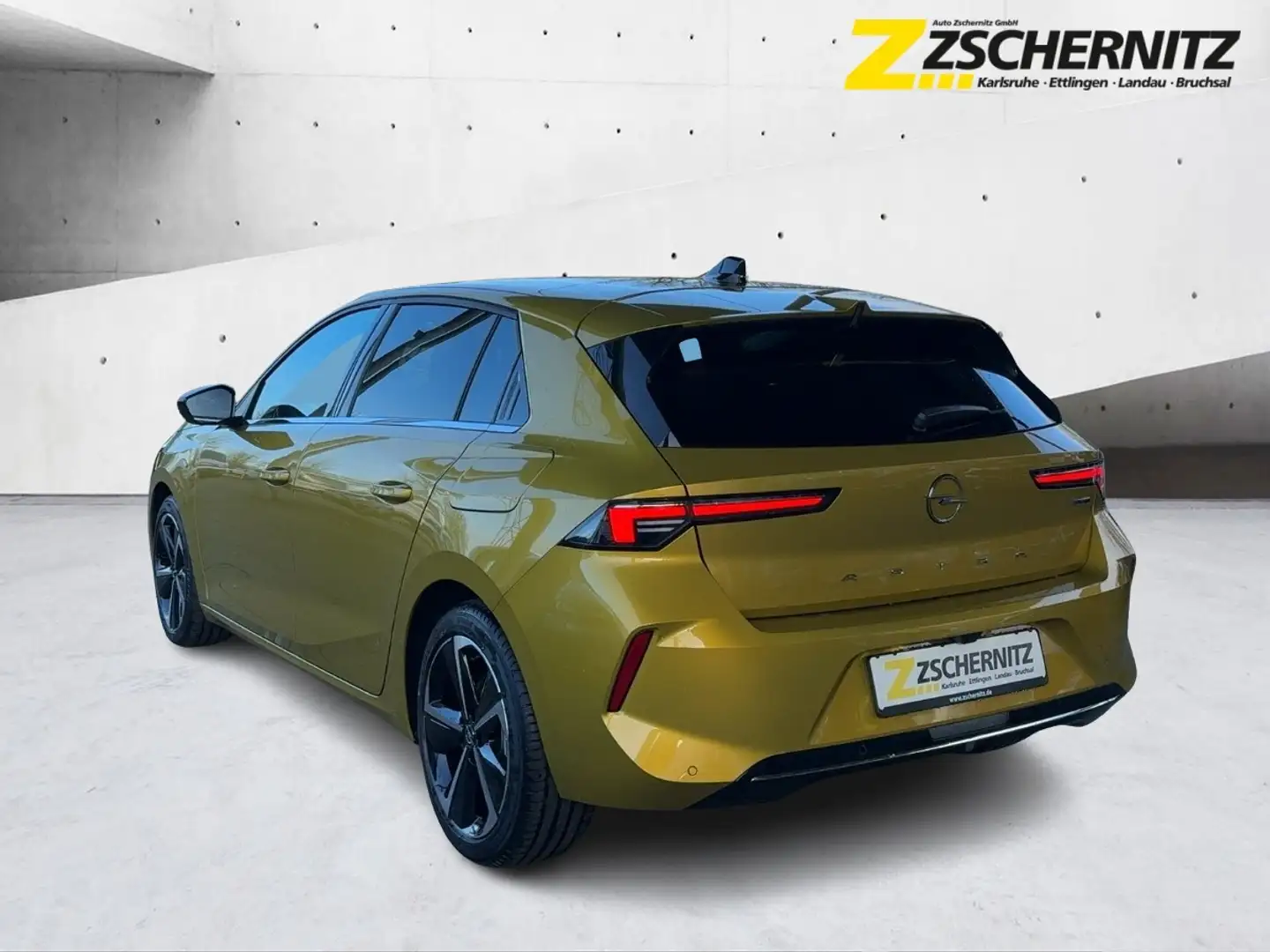 Opel Astra L 1.6 Turbo PHEV Elegance Navi PDC Kamera Amarillo - 2