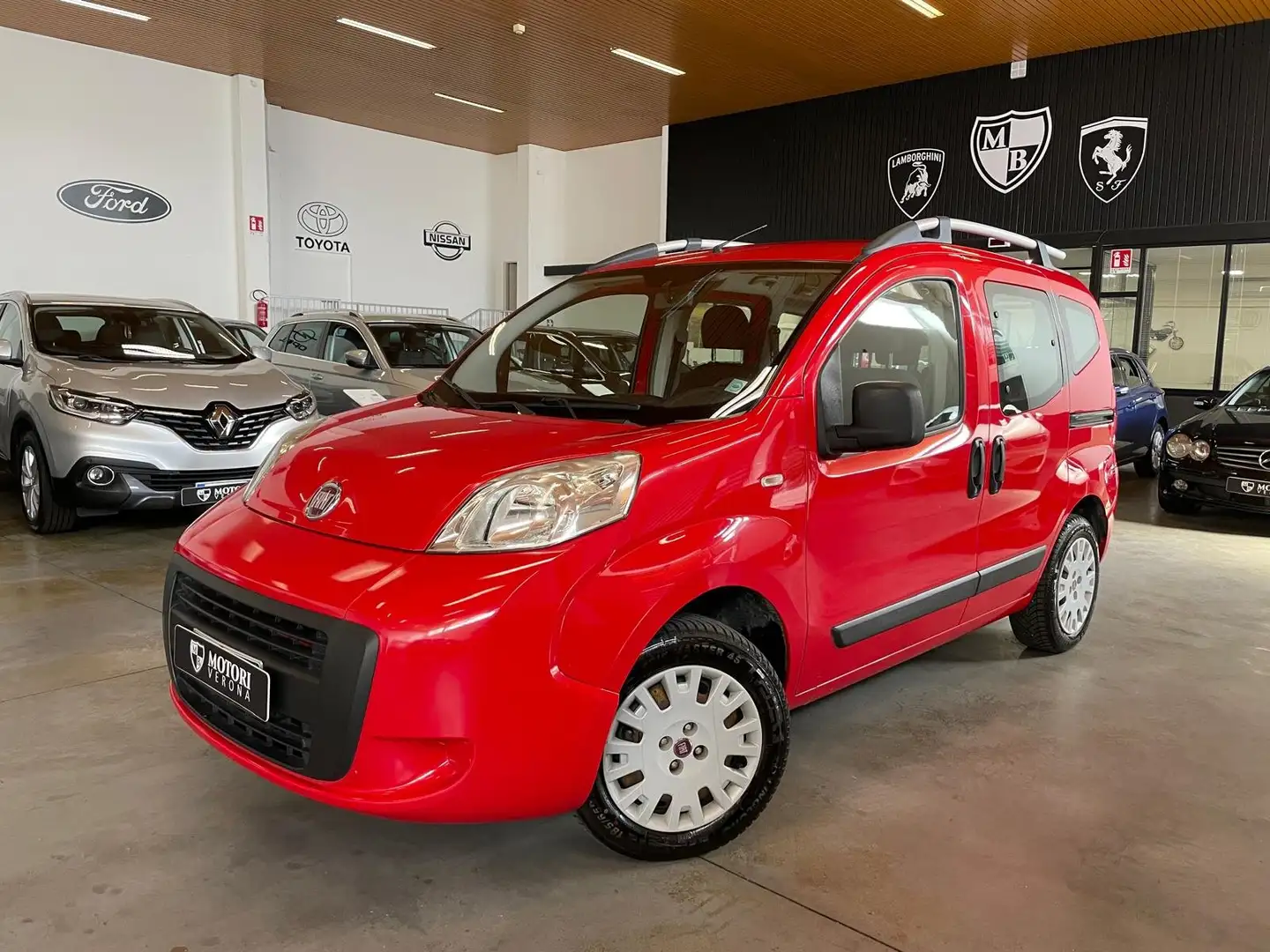 Fiat Qubo Qubo 1.4 8v natural power Active 70cv Rouge - 1