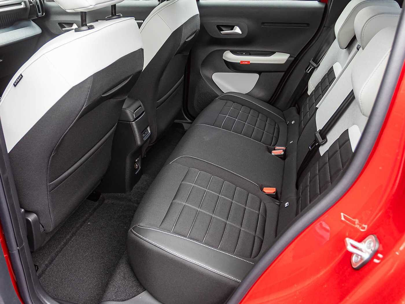 Citroen C3 ë-C3 Plus Elektro Winter Paket — photo 13