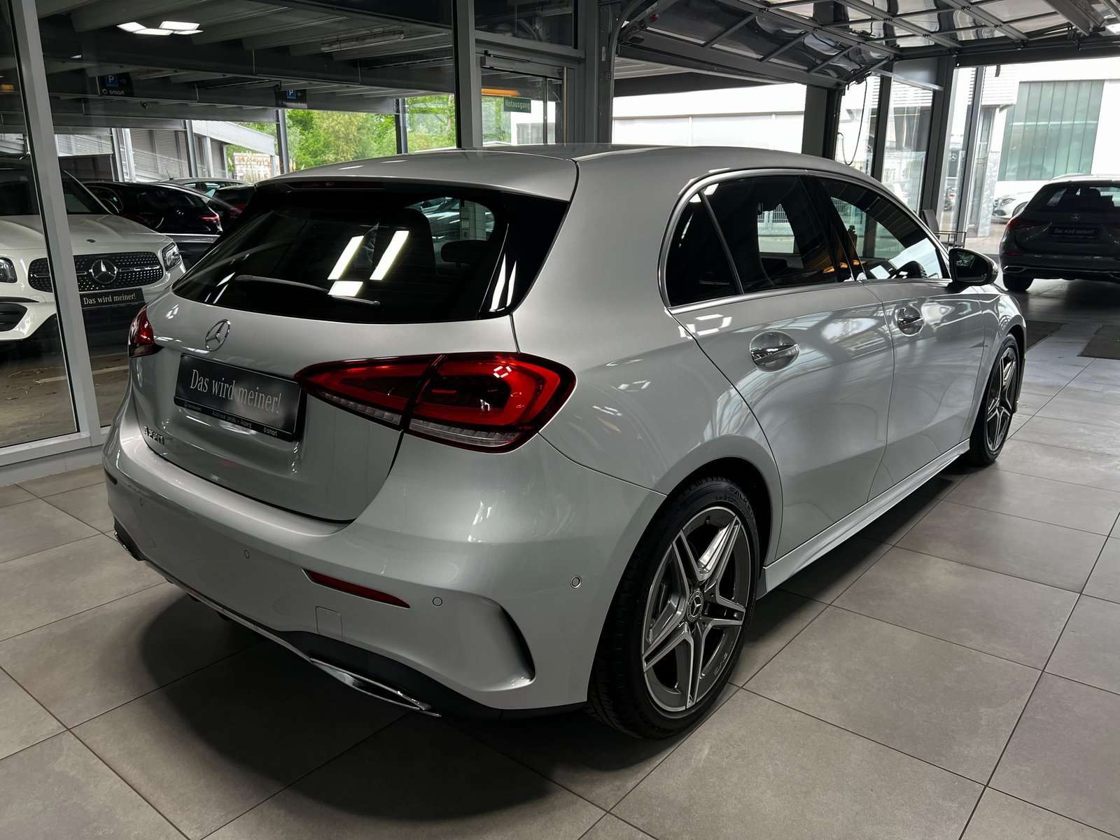 Mercedes-Benz A 220