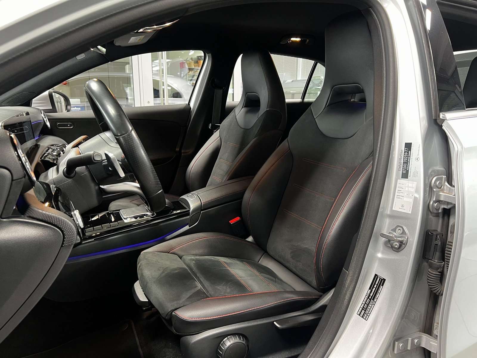 Mercedes-Benz A 220