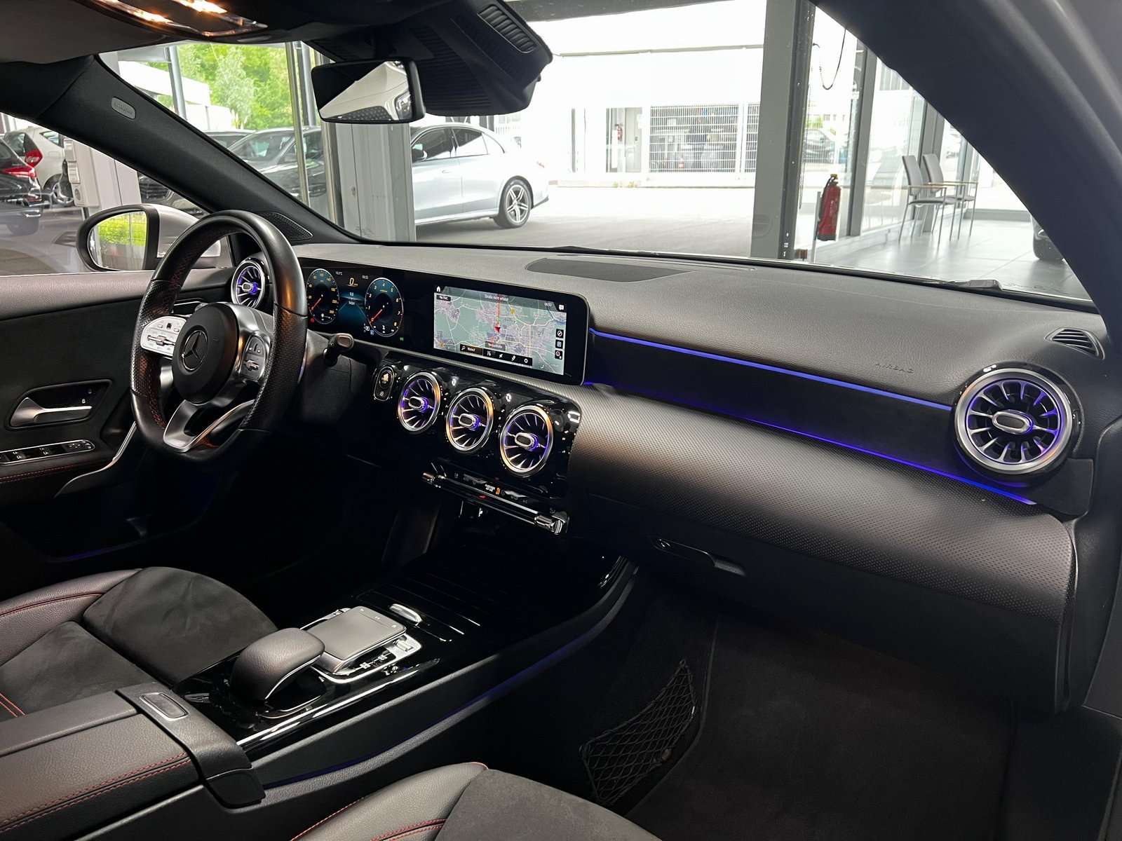 Mercedes-Benz A 220