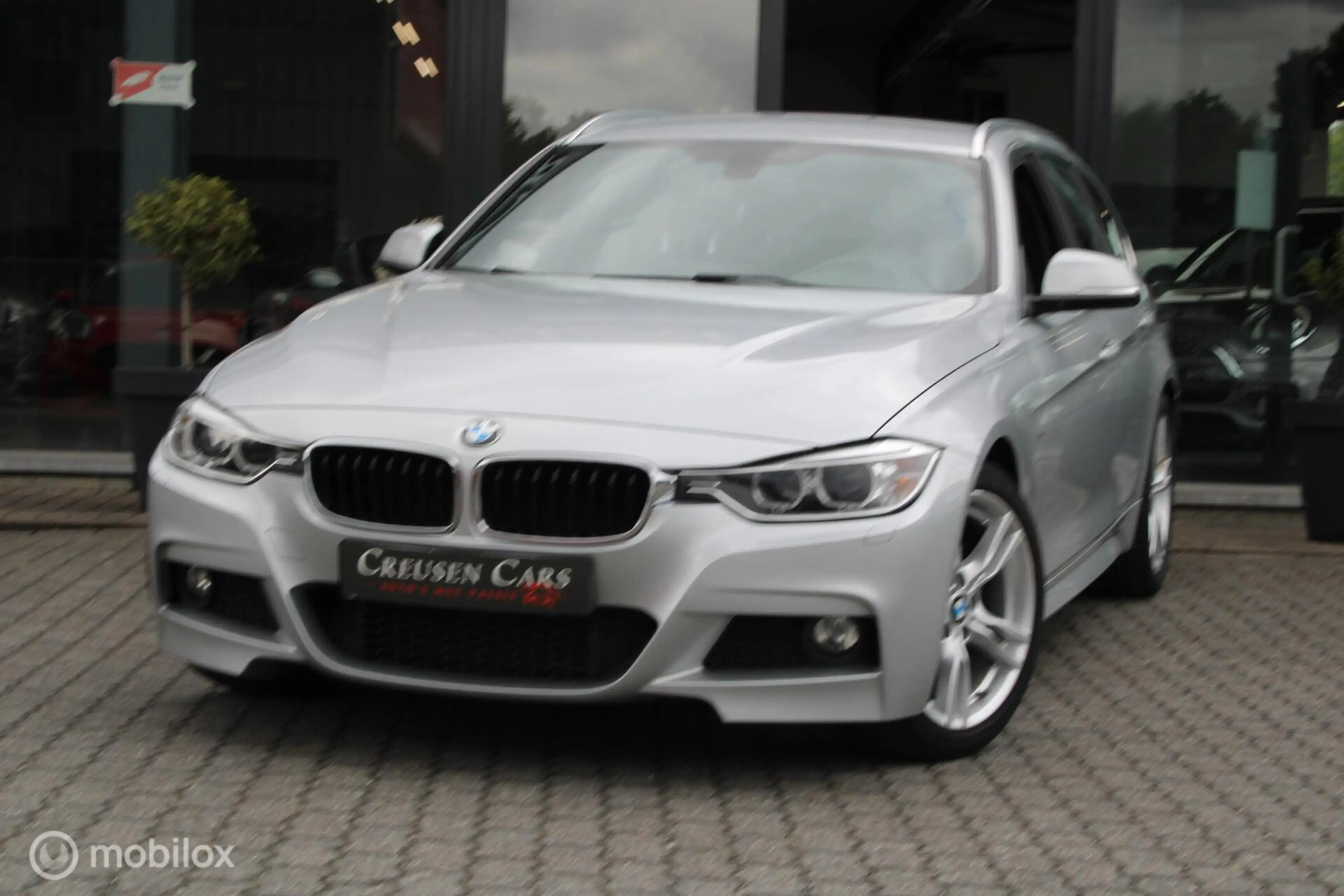 BMW 316 3-serie Touring 316i M Sport Edition High Executiv — photo 2