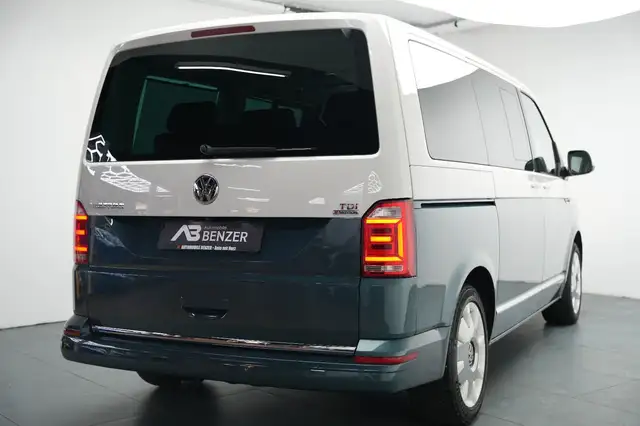 Volkswagen Multivan view 9