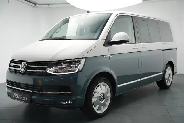 Volkswagen Multivan view 4
