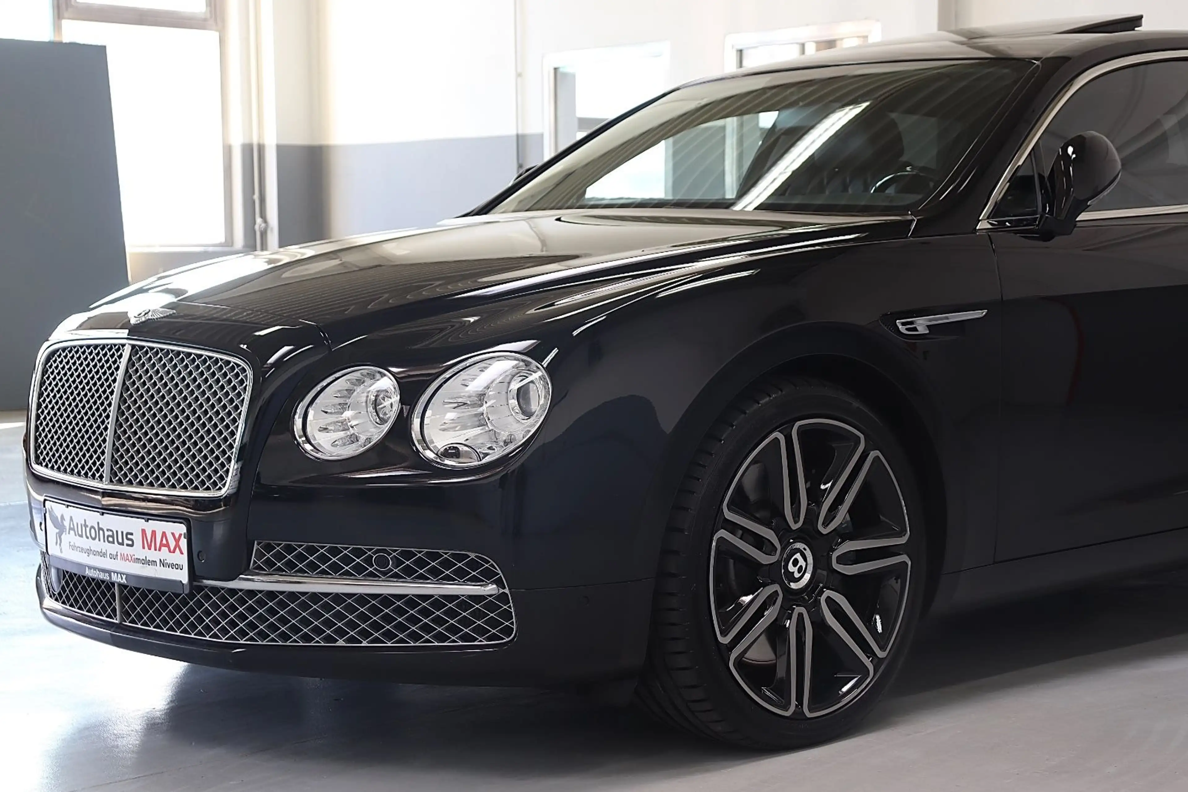 Bentley Flying Spur W12 6.0 Mulliner~ACC~SZH~SZB~4xMass. — photo 7