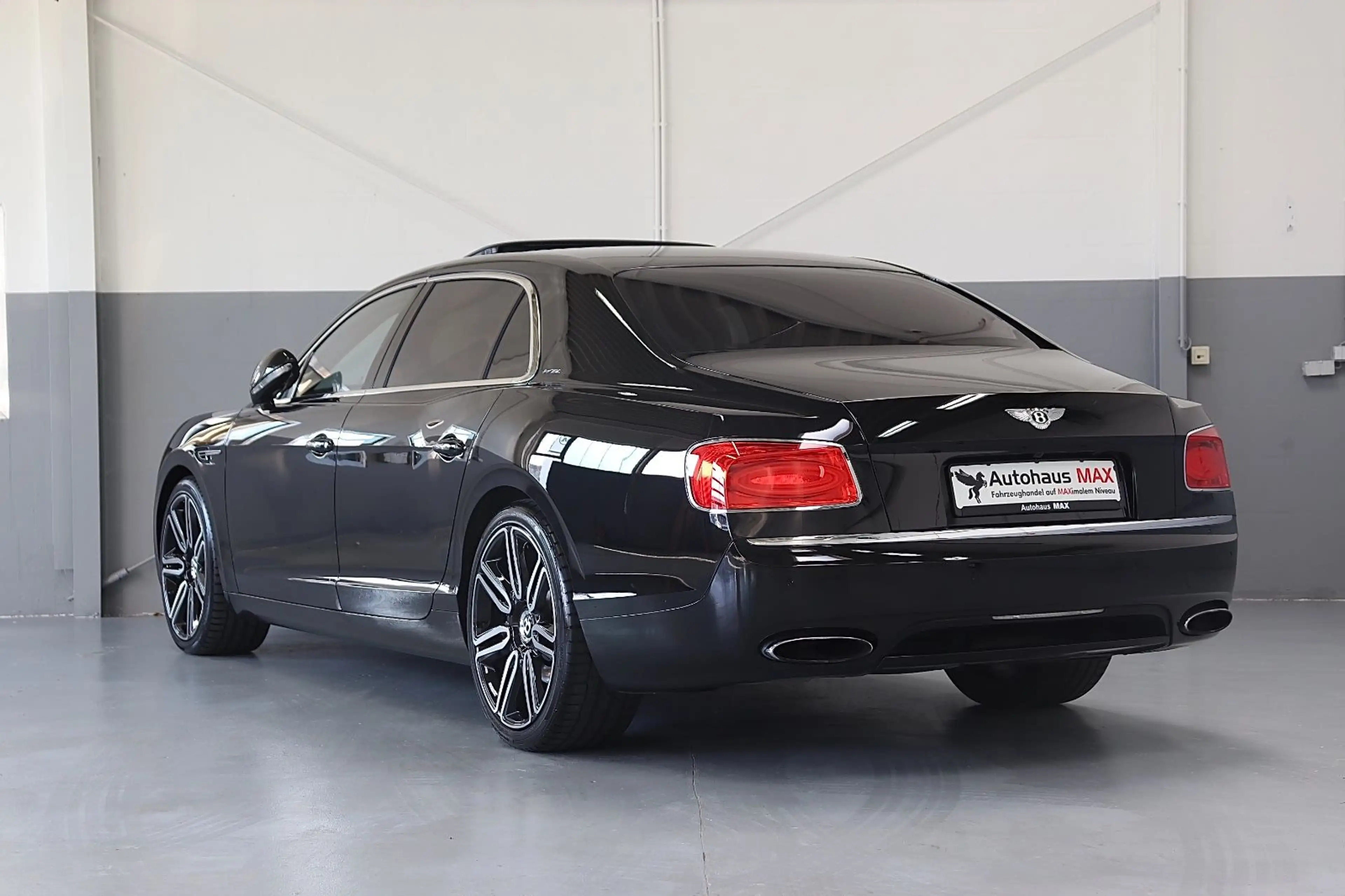 Bentley Flying Spur W12 6.0 Mulliner~ACC~SZH~SZB~4xMass. — photo 4