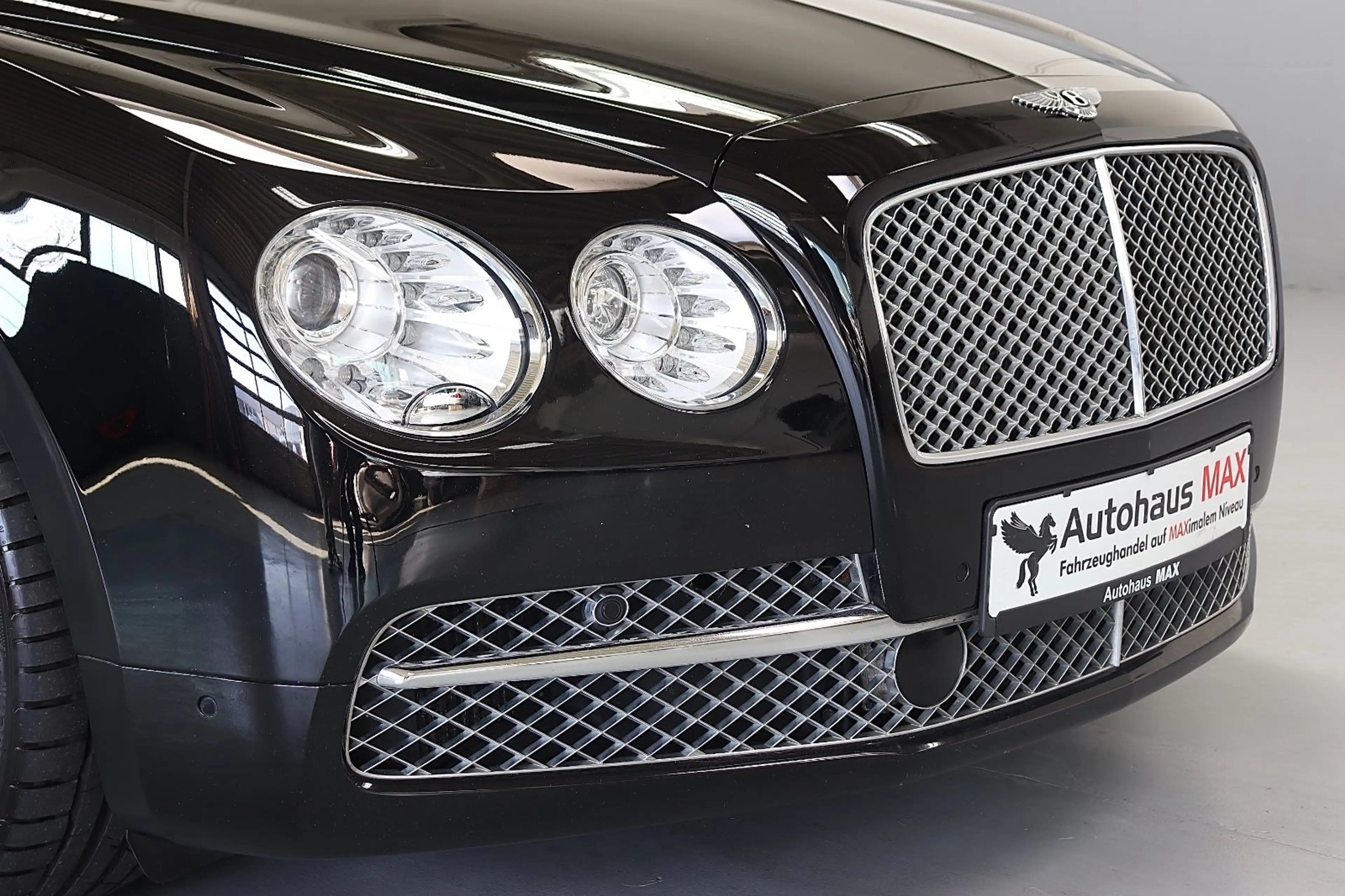 Bentley Flying Spur W12 6.0 Mulliner~ACC~SZH~SZB~4xMass. — photo 11
