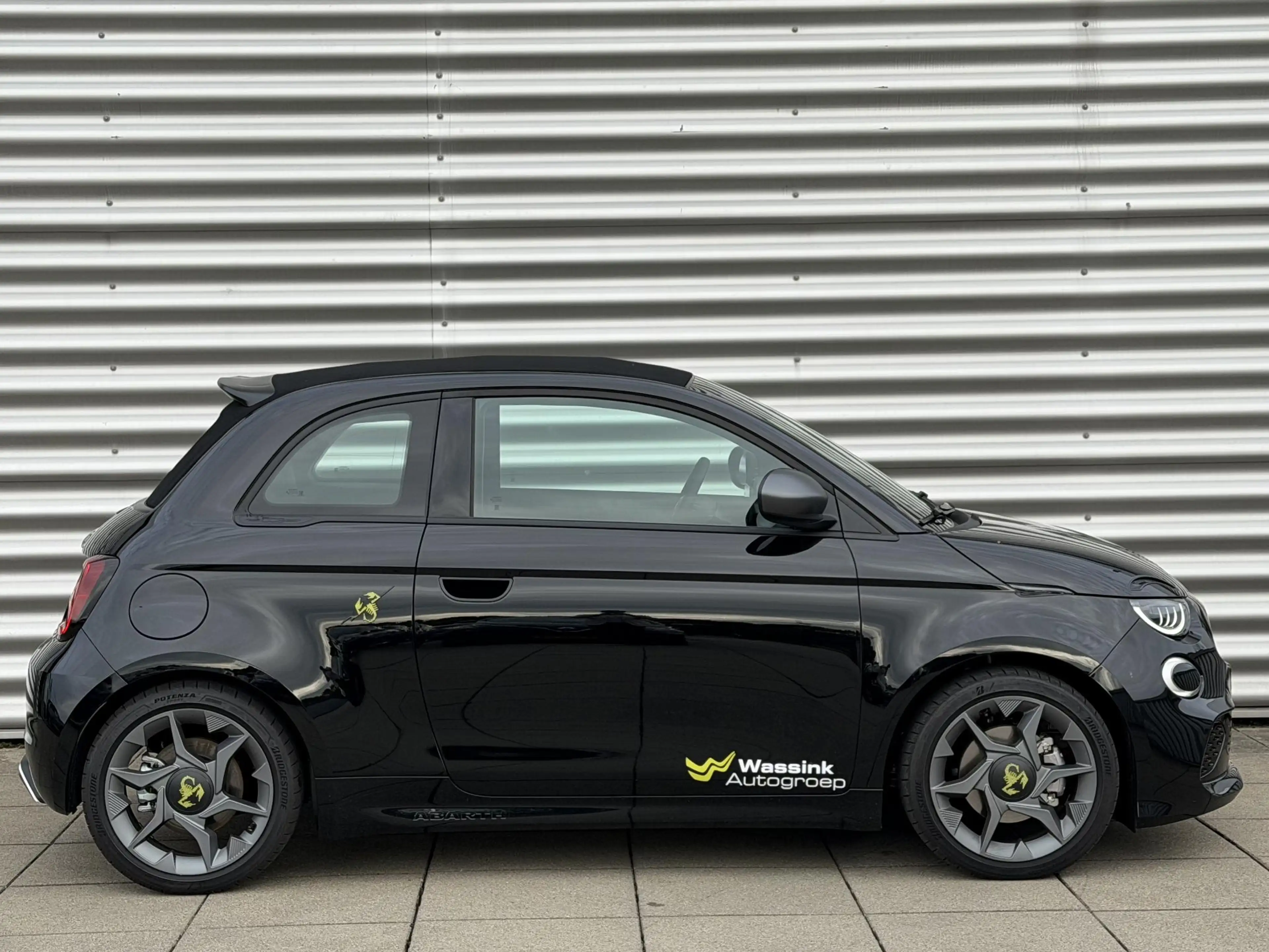 Fiat 500 Abarth 42 kWh | 155 PK | Cabrio | Camera | Cruise Control — photo 4