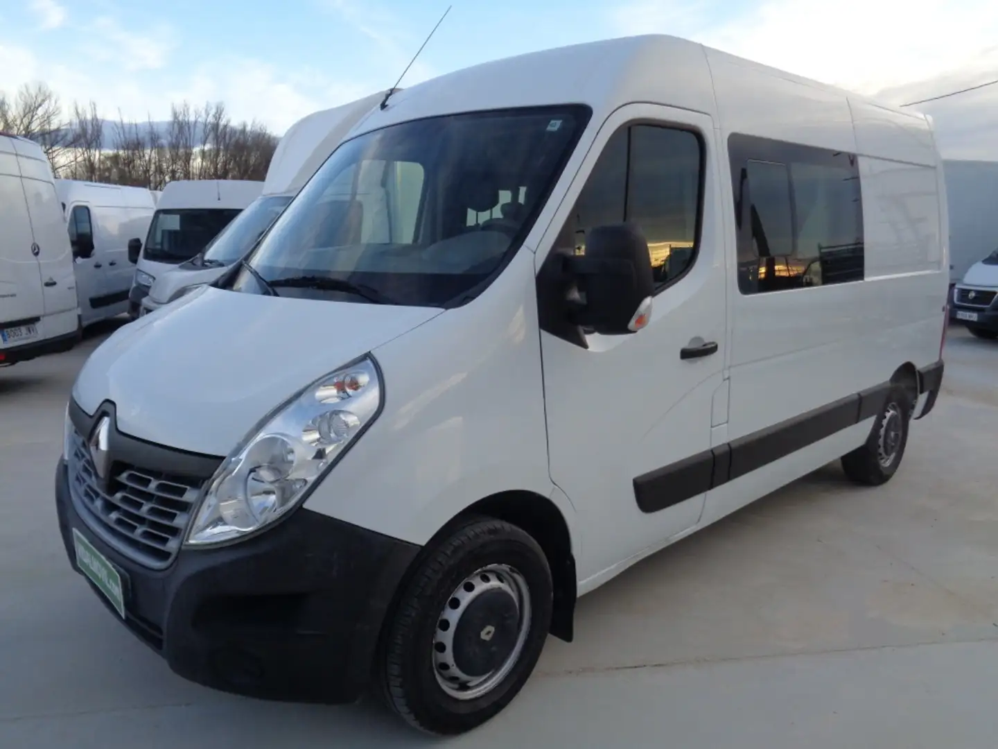 Renault Master Fg.Dcb. dCi 81 T L2H2 3500 Blanc - 2