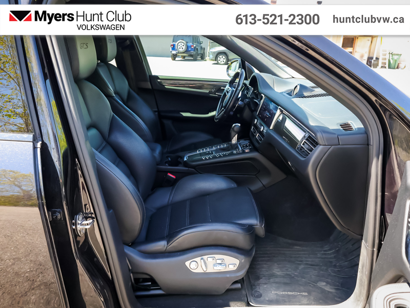 2021 Porsche Macan GTS AWD - Leather Seats thumb 11