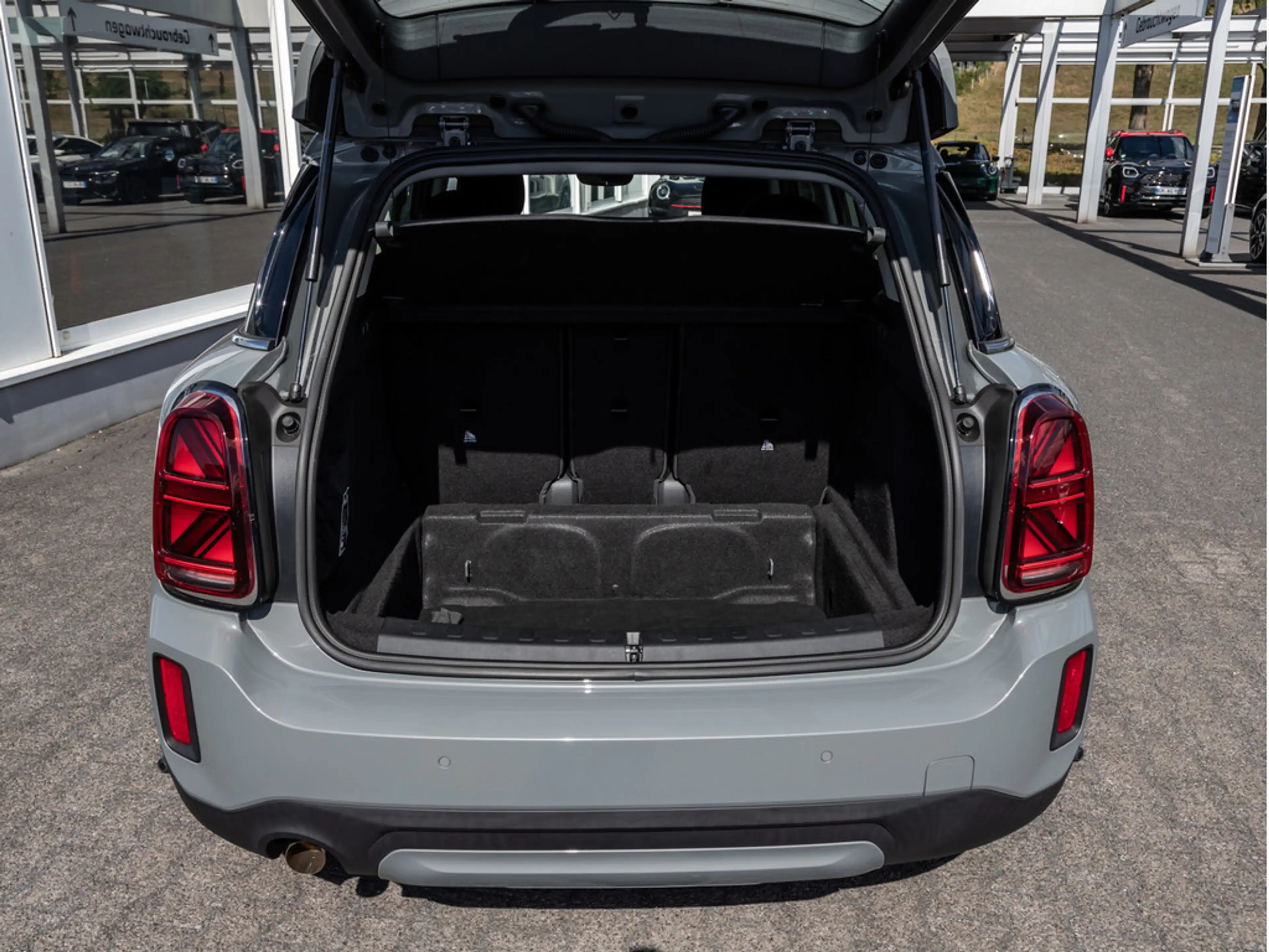 MINI One Countryman — photo 11