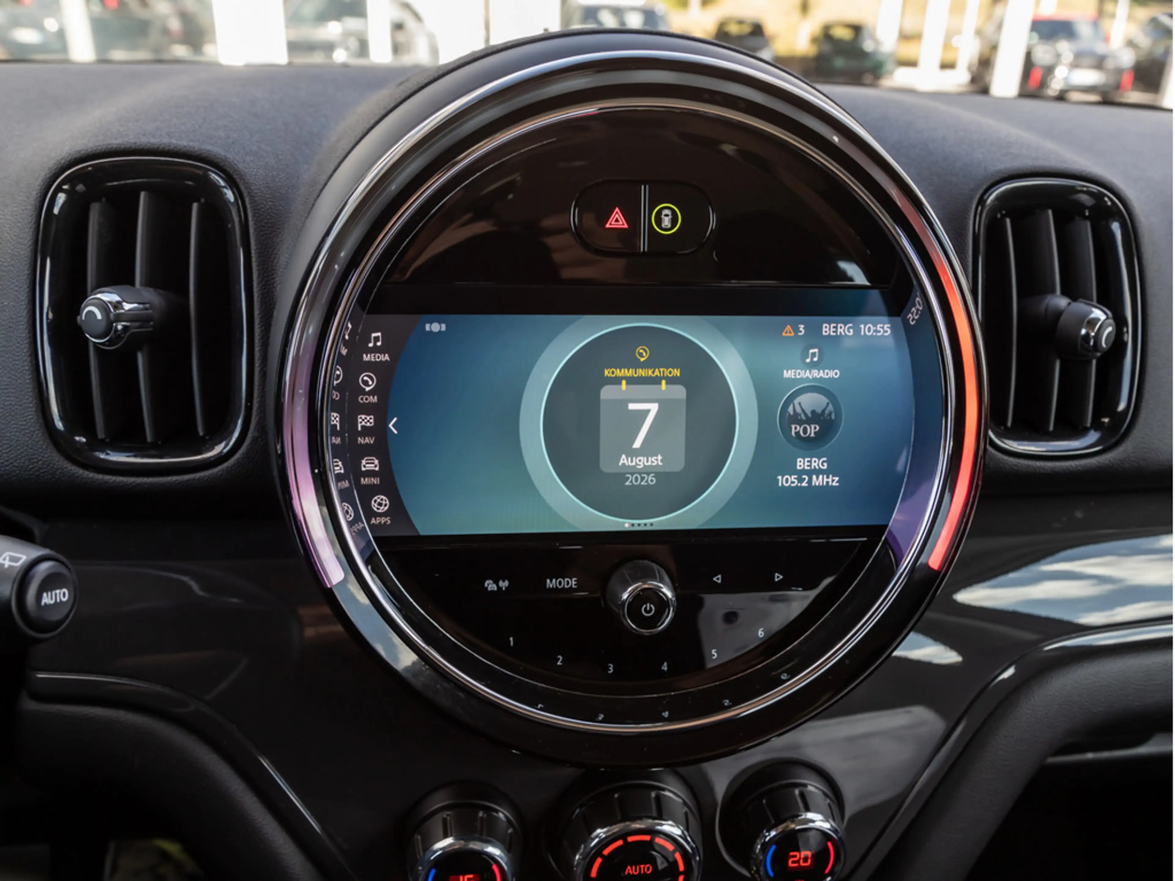 MINI One Countryman — photo 13