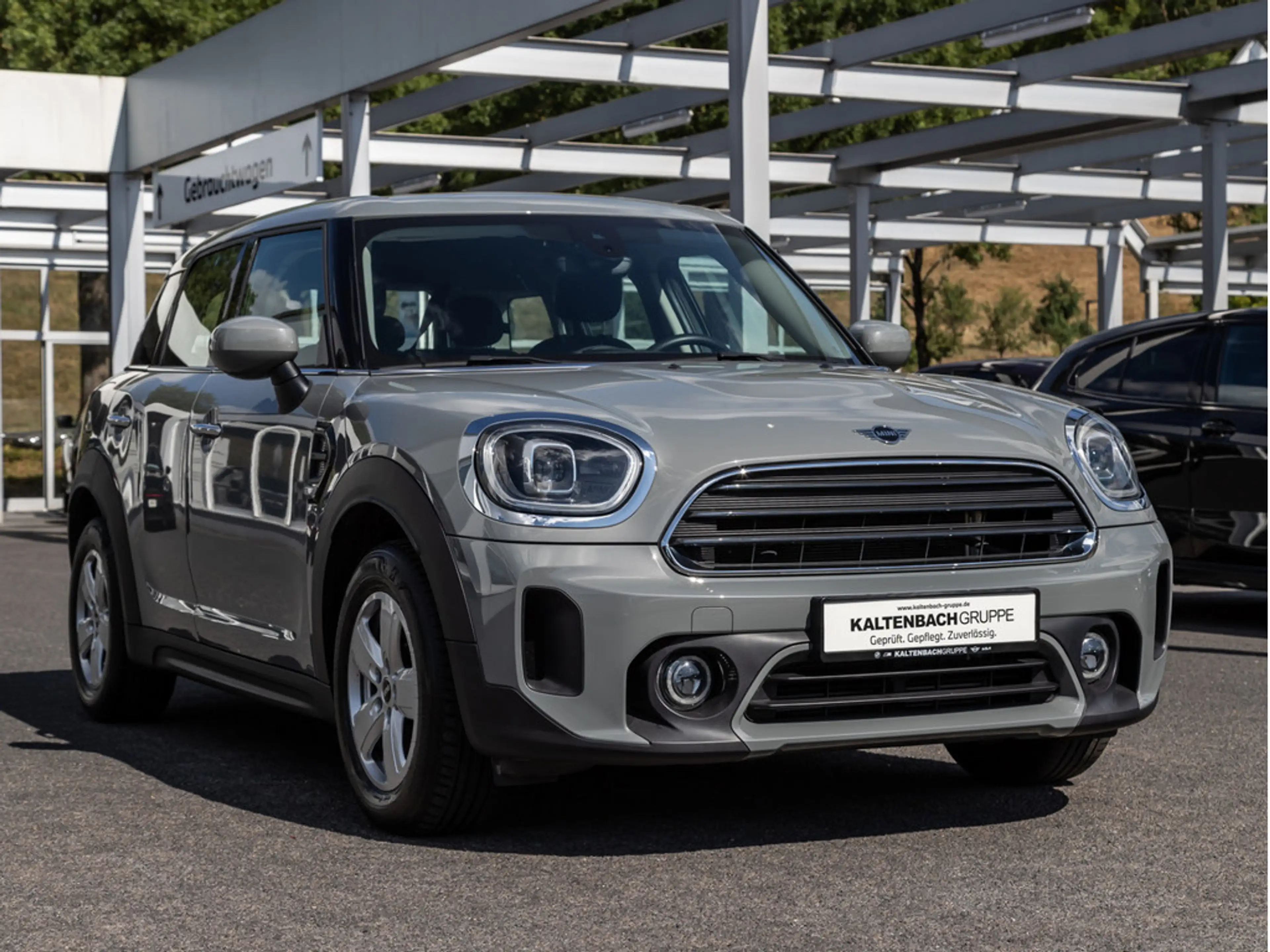 MINI One Countryman — photo 4
