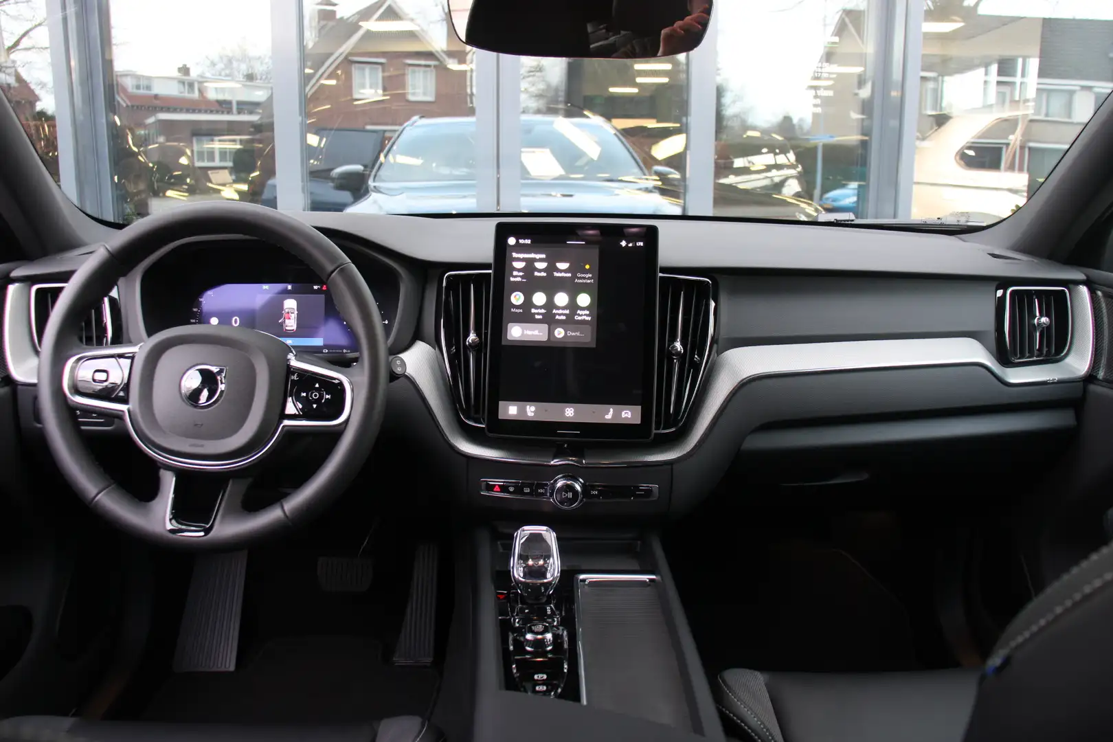 Volvo XC60 2.0 T8 Plug-in hybrid AWD Plus Black Edition Blau - 2