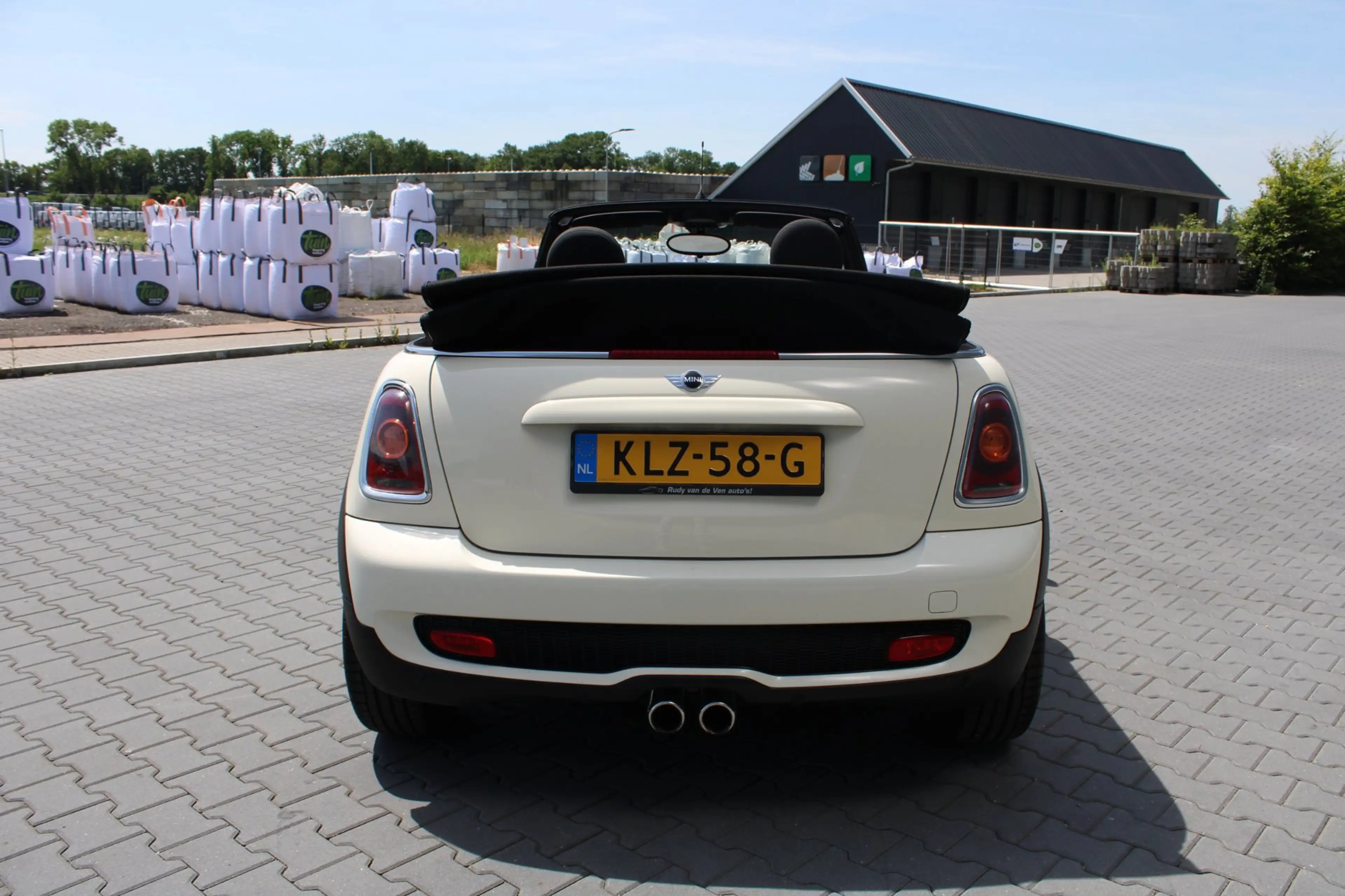 MINI Cooper S Cabrio Mini 1.6 Chili 1e eigenaresse laag kilometrage — photo 4