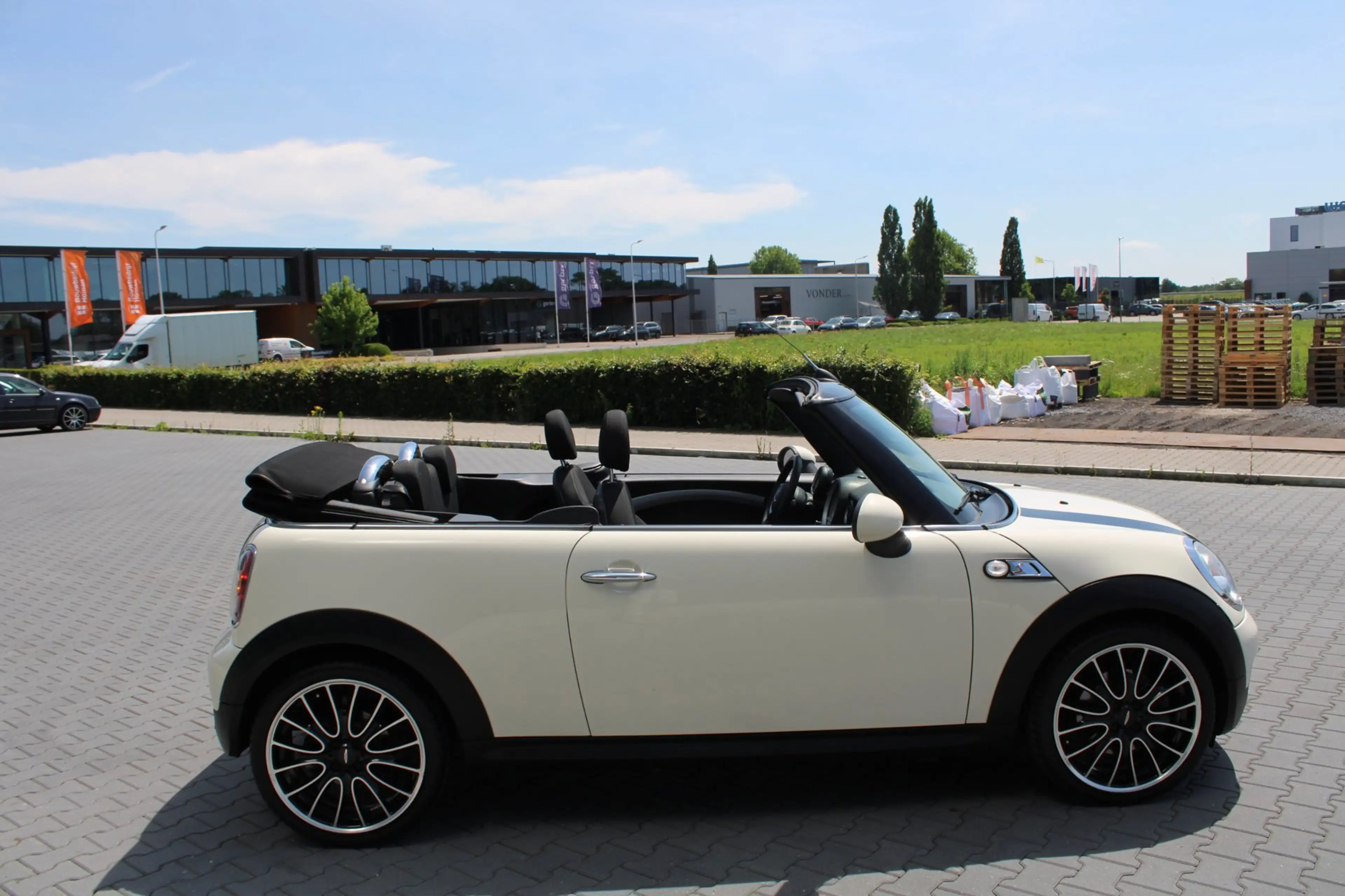 MINI Cooper S Cabrio Mini 1.6 Chili 1e eigenaresse laag kilometrage — photo 6