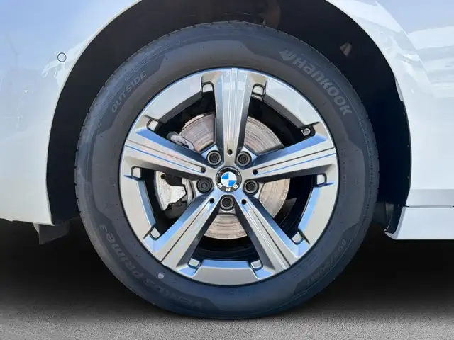 BMW 2 Series view 7