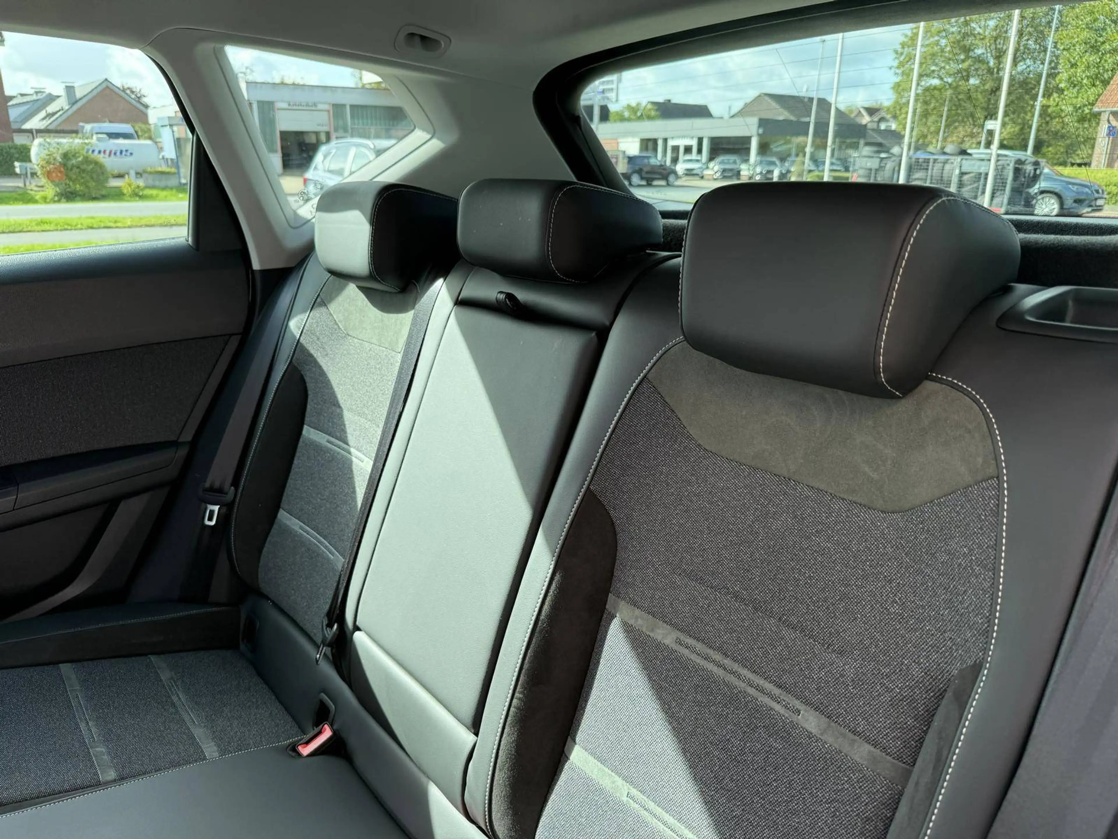 SEAT Ateca 2.0 TDI 4DRIVE DSG XPERIENCE - — photo 14