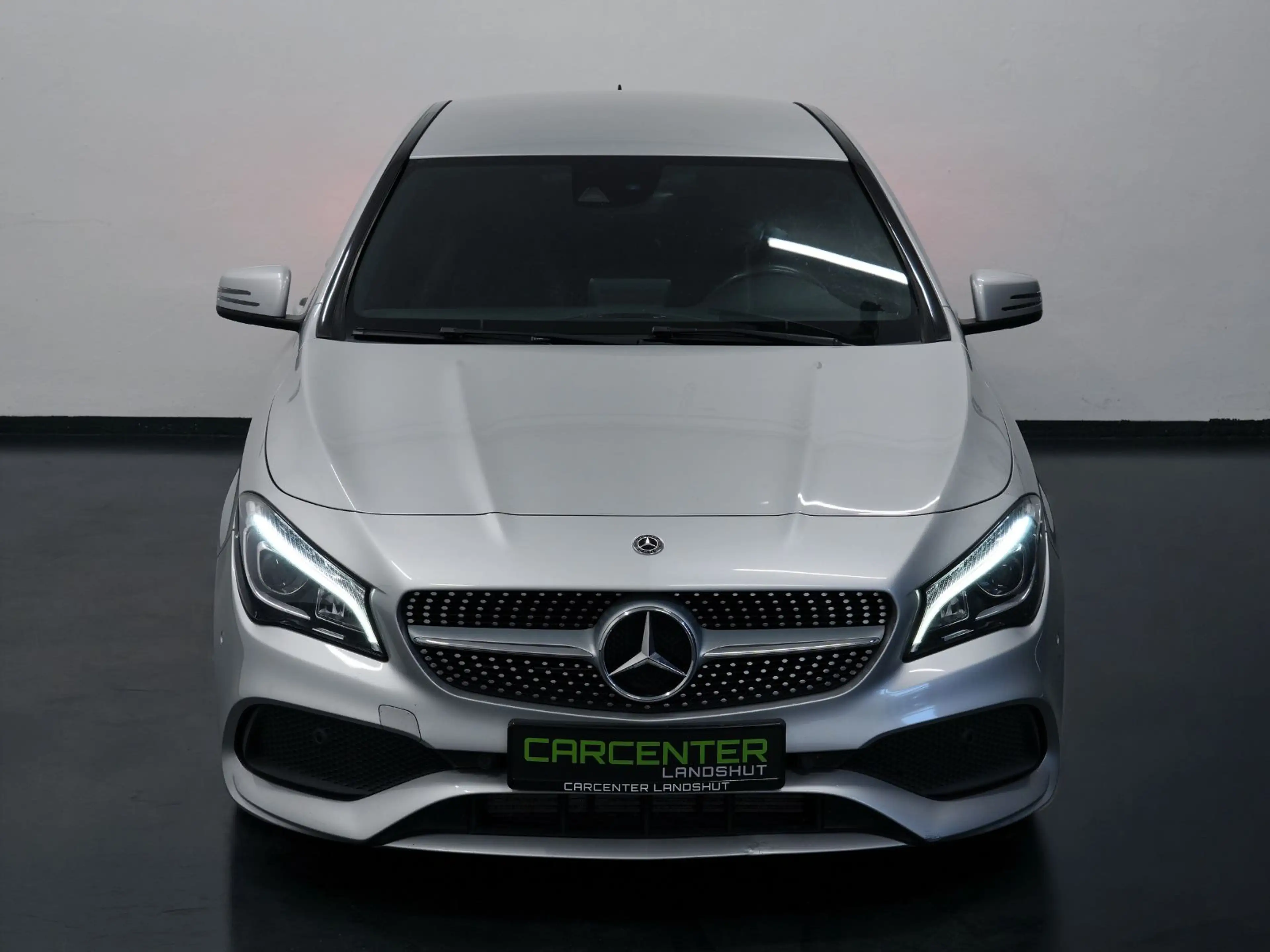 Mercedes-Benz CLA 200 d AMG-LINE LIMOUSINE CARPLAY/AMBIENTE/LED — photo 4