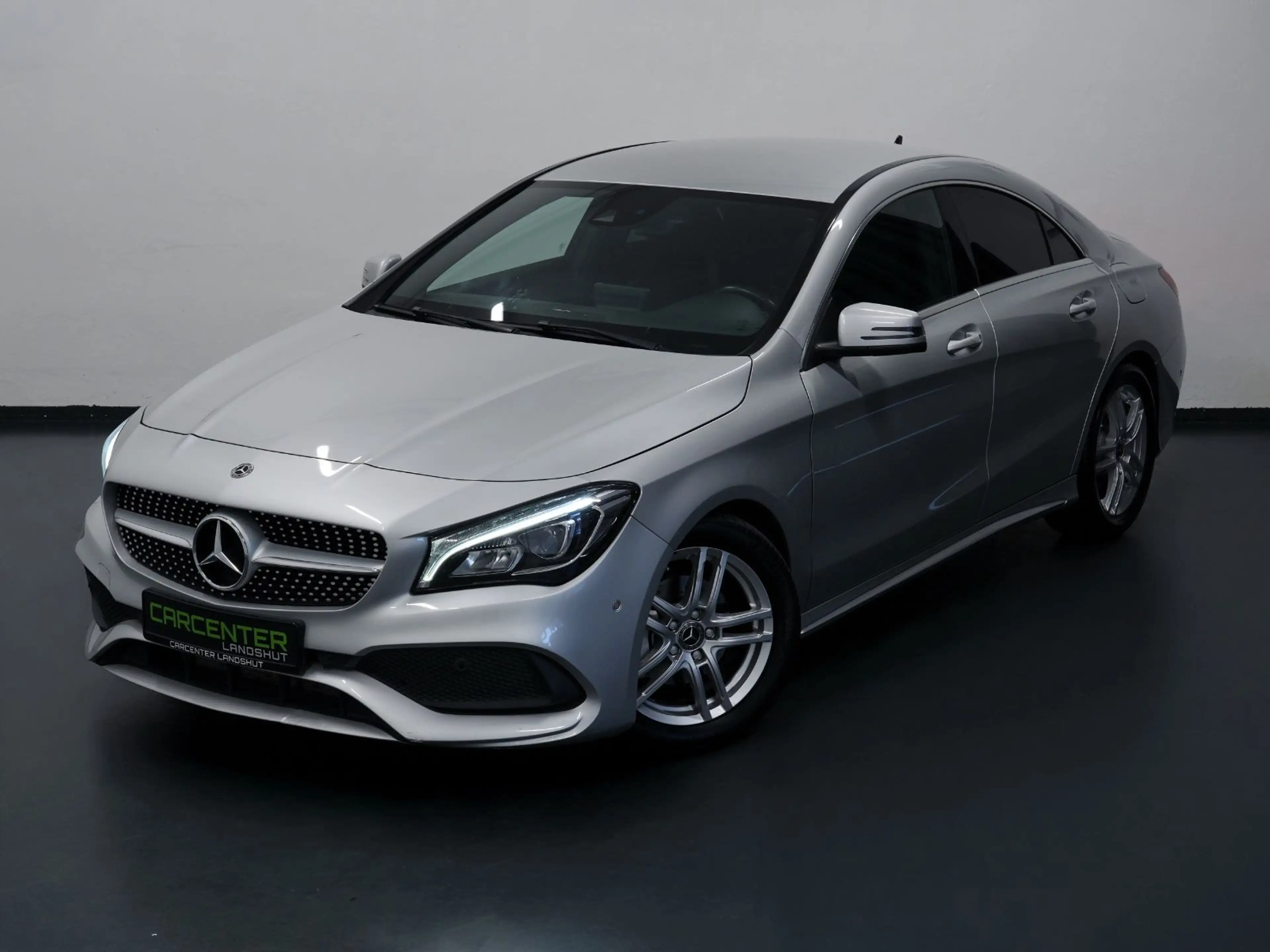 Mercedes-Benz CLA 200 d AMG-LINE LIMOUSINE CARPLAY/AMBIENTE/LED — photo 2