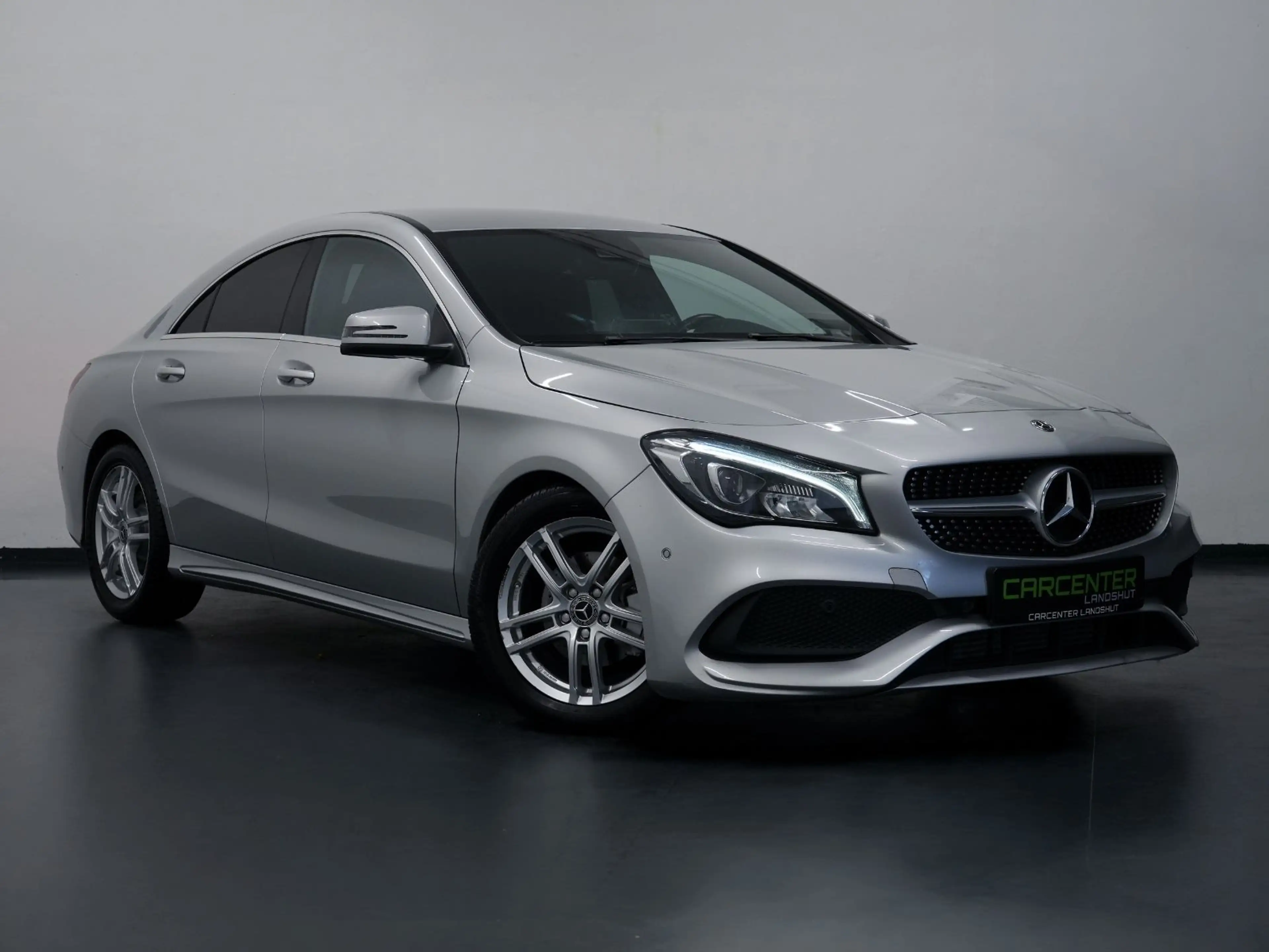 Mercedes-Benz CLA 200 d AMG-LINE LIMOUSINE CARPLAY/AMBIENTE/LED — photo 8