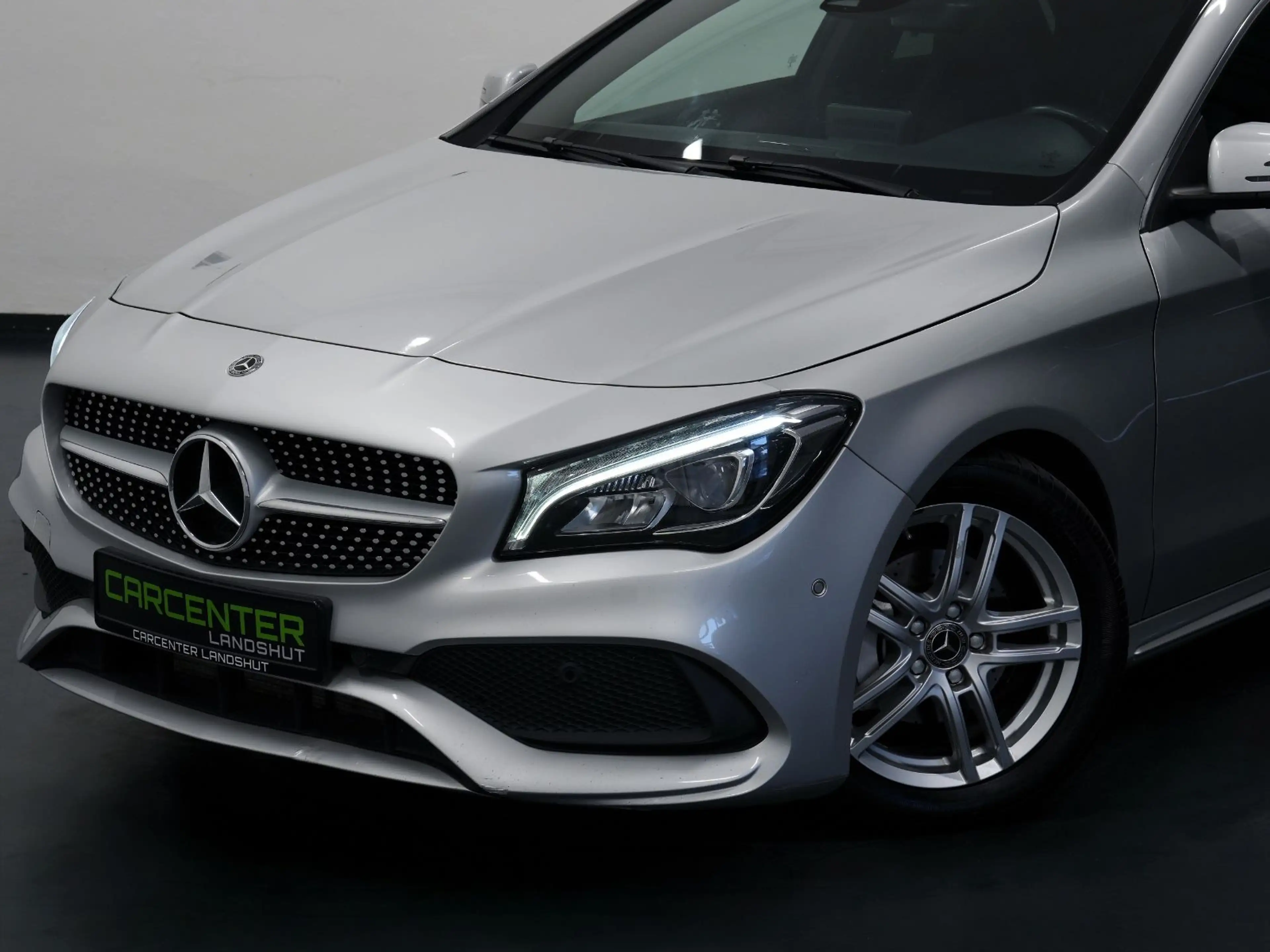 Mercedes-Benz CLA 200 d AMG-LINE LIMOUSINE CARPLAY/AMBIENTE/LED — photo 3