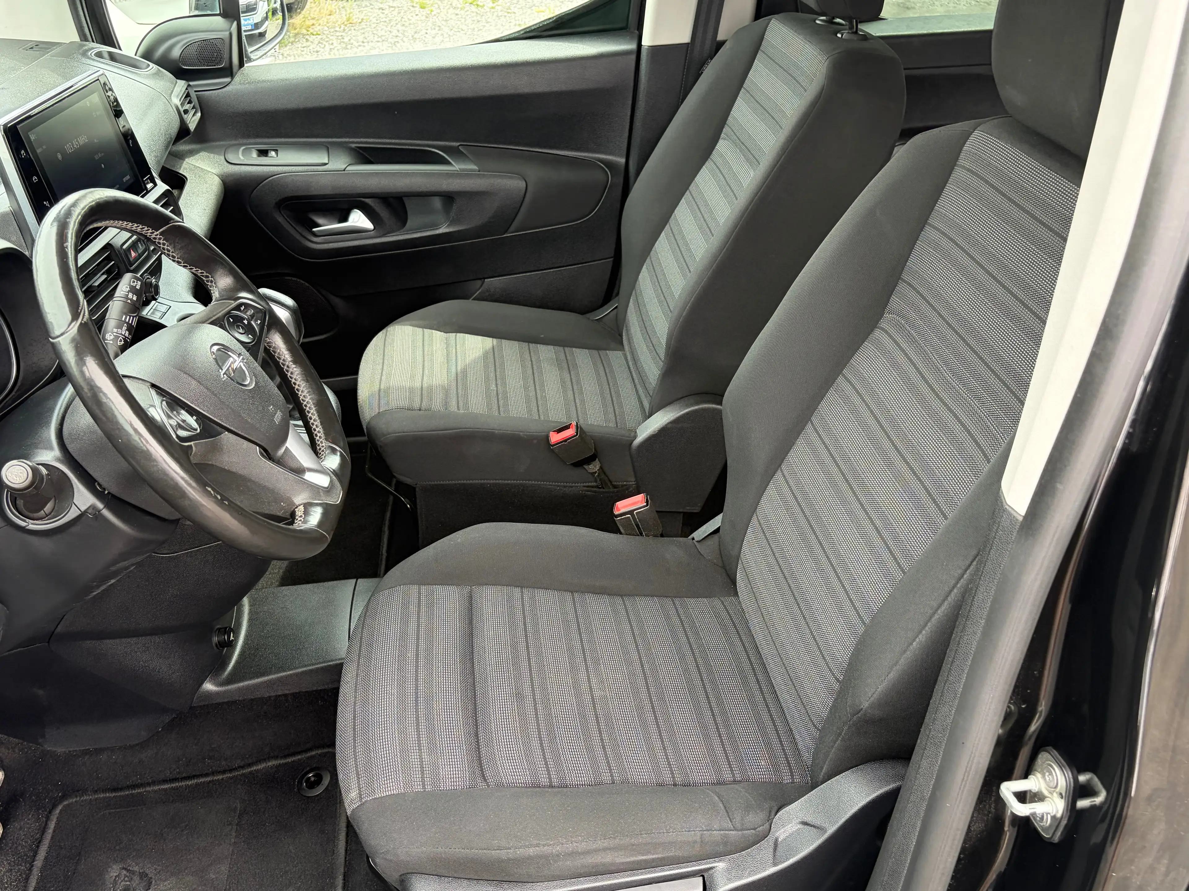 Opel Combo Life Combo Life 1.5 TD BlueInj. L1H1*CLIM* — photo 10