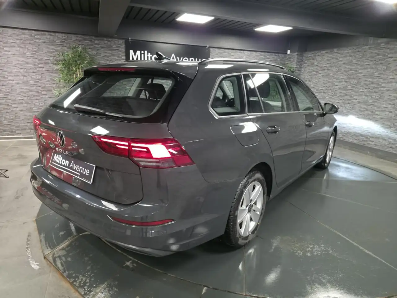 Volkswagen Golf Standard Model — photo 5