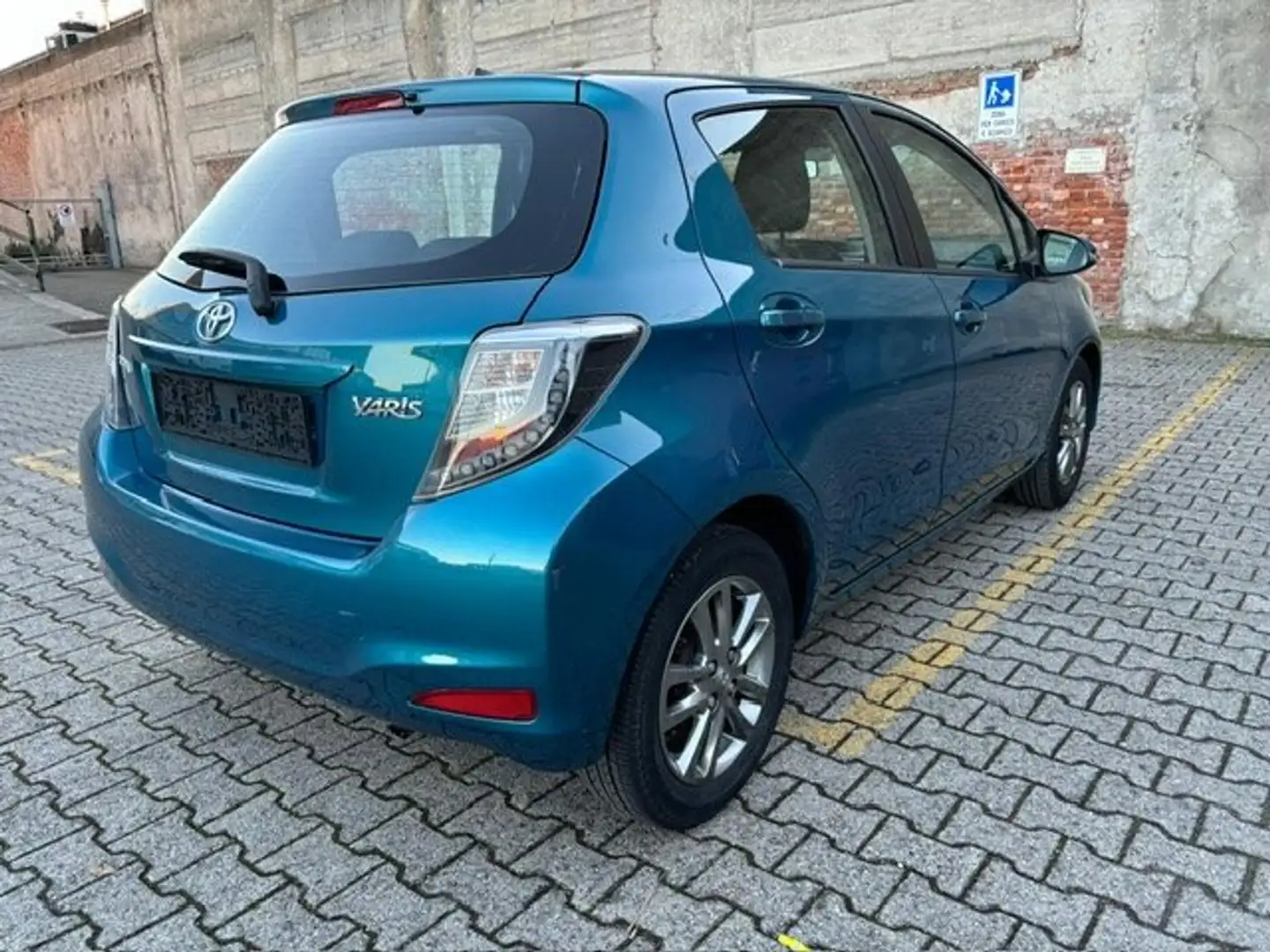 Toyota Yaris Yaris 5p 1.0 Vert - 2