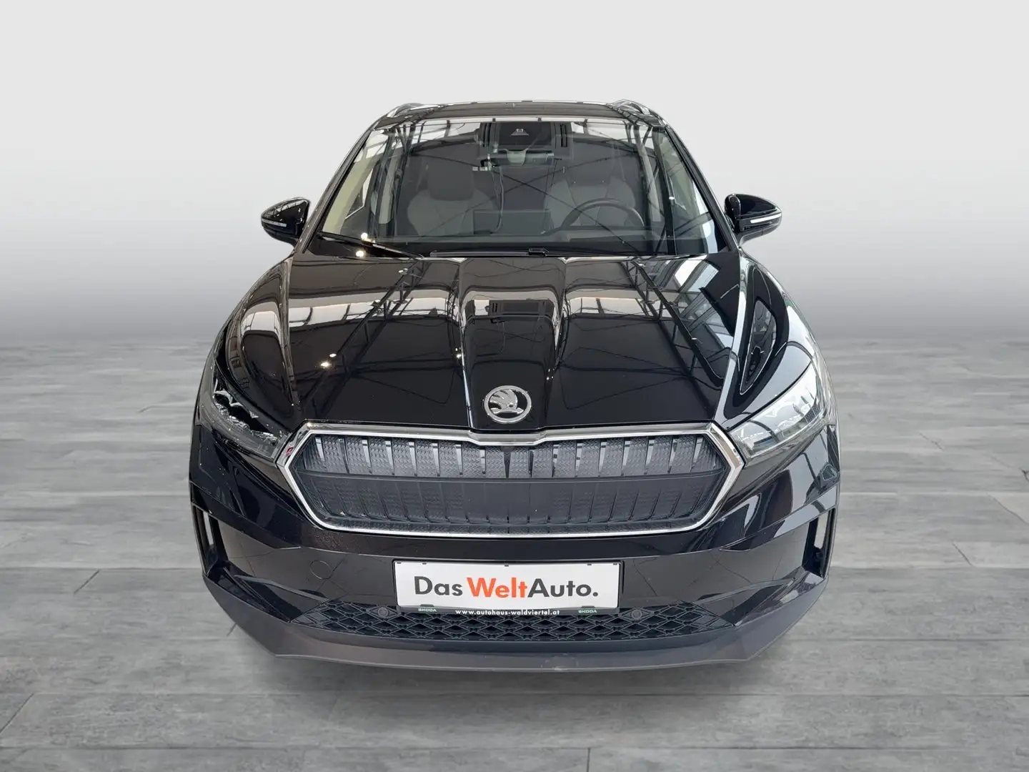 Skoda Enyaq 80 Schwarz - 2