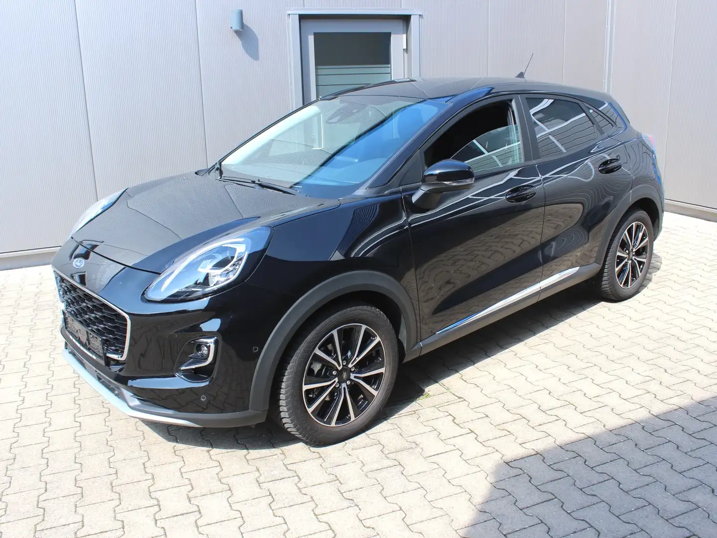 Ford Puma Titanium 1,0 EcoBoost Mild Hybrid Schwarz - 2