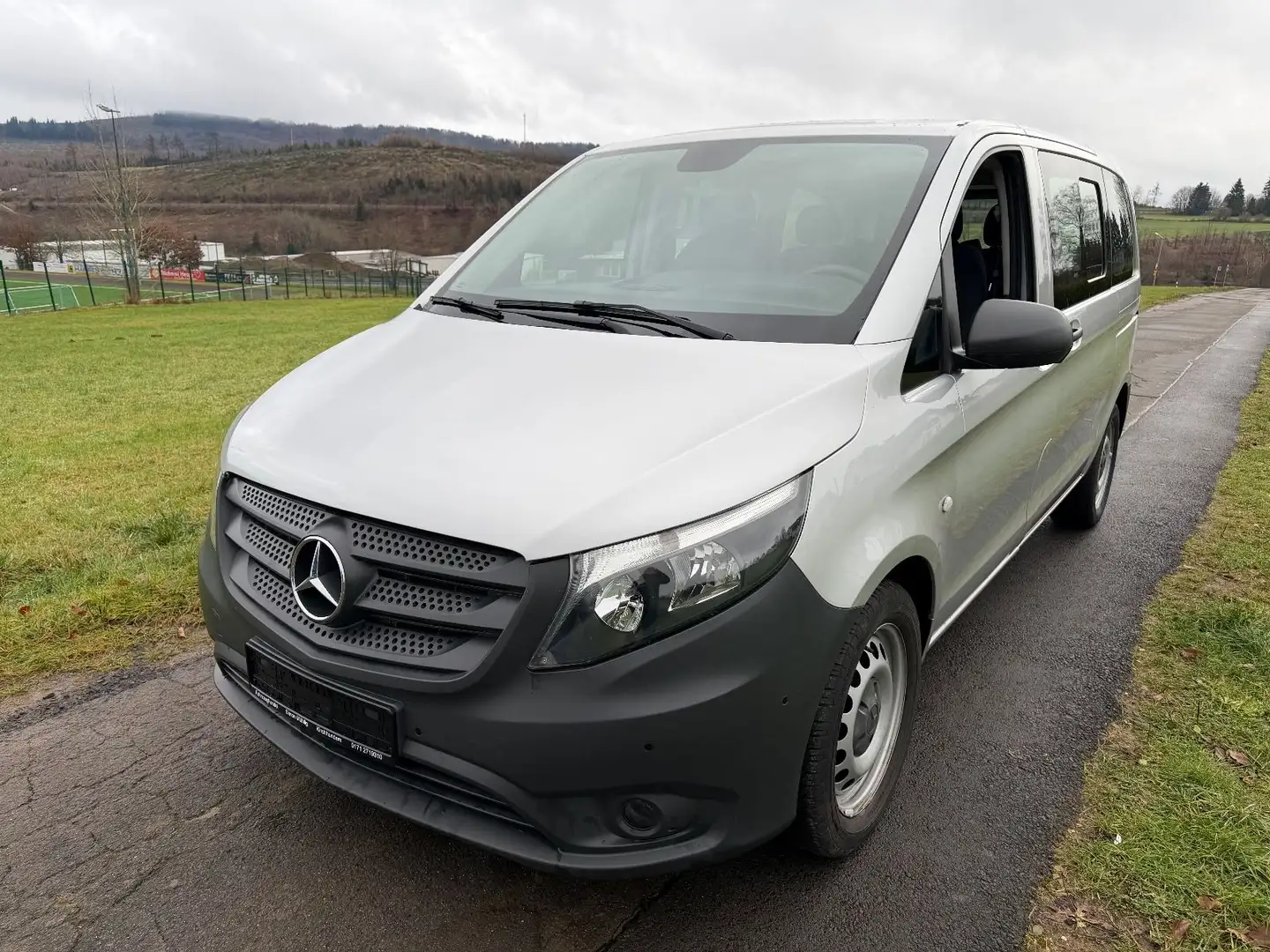 Mercedes-Benz Vito Tourer 114/116/119/124 CDI Pro 4x4 kompakt Argento - 1