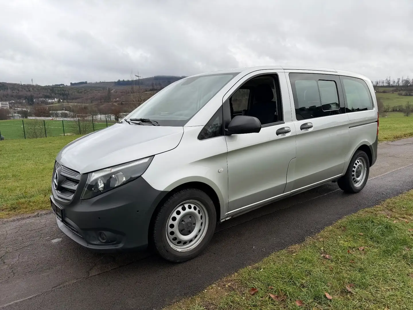 Mercedes-Benz Vito Tourer 114/116/119/124 CDI Pro 4x4 kompakt Argento - 2