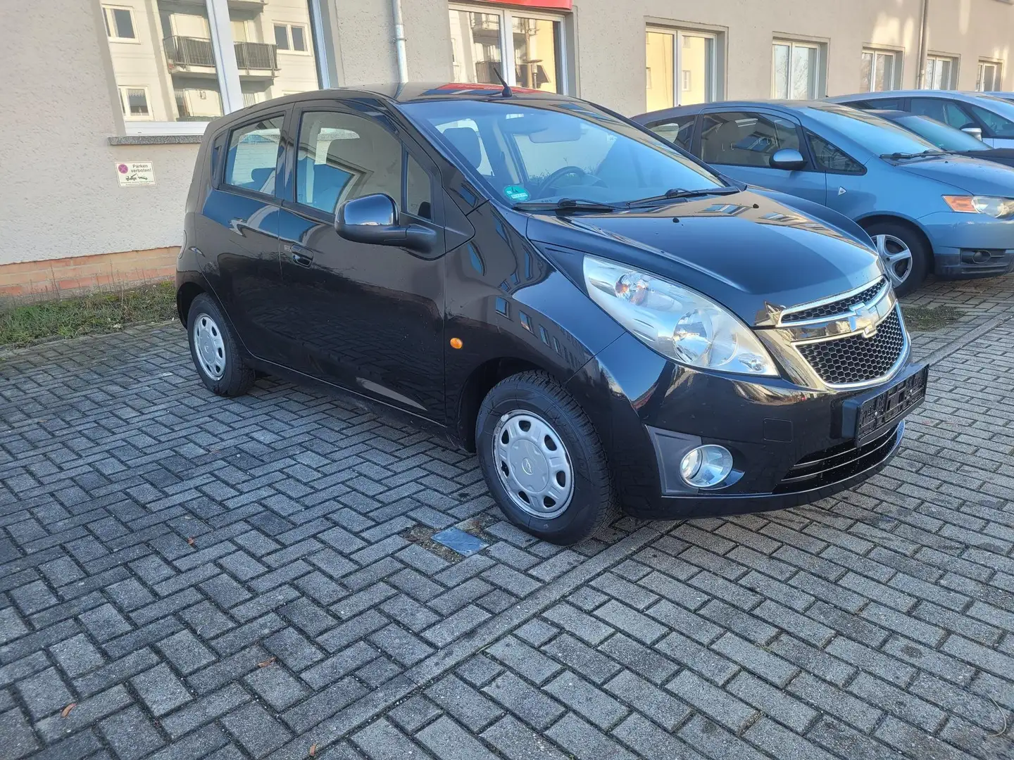 Chevrolet Spark 1.0 Schwarz - 2