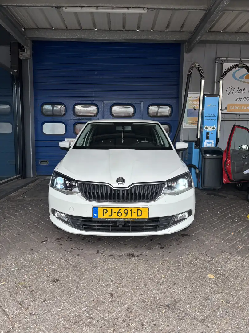 Skoda Fabia 1.2 TSI Drive Wit - 1