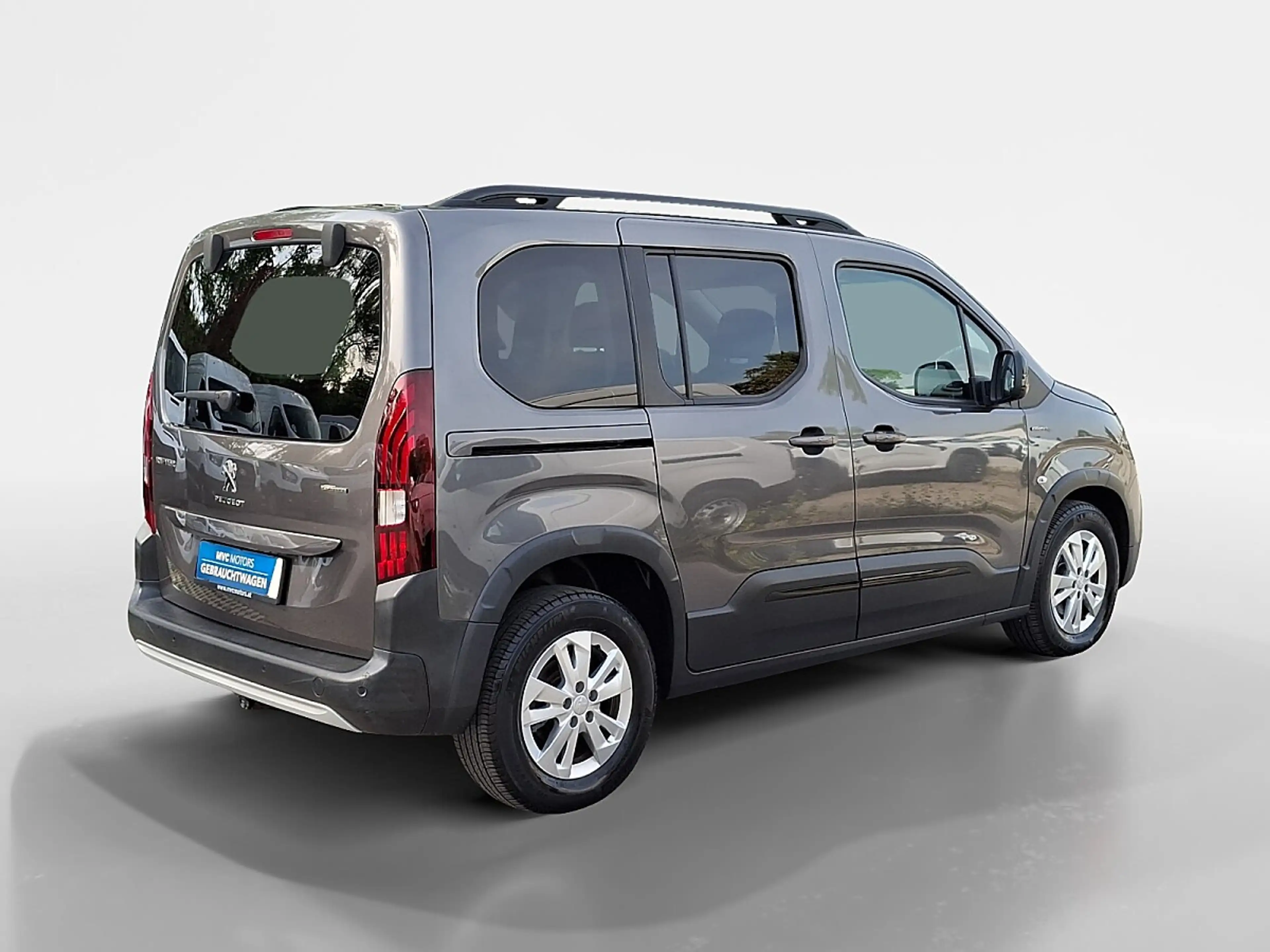 Peugeot Rifter 1,5 BlueHDI 130 S&S GT Line EAT8 Aut. — photo 9