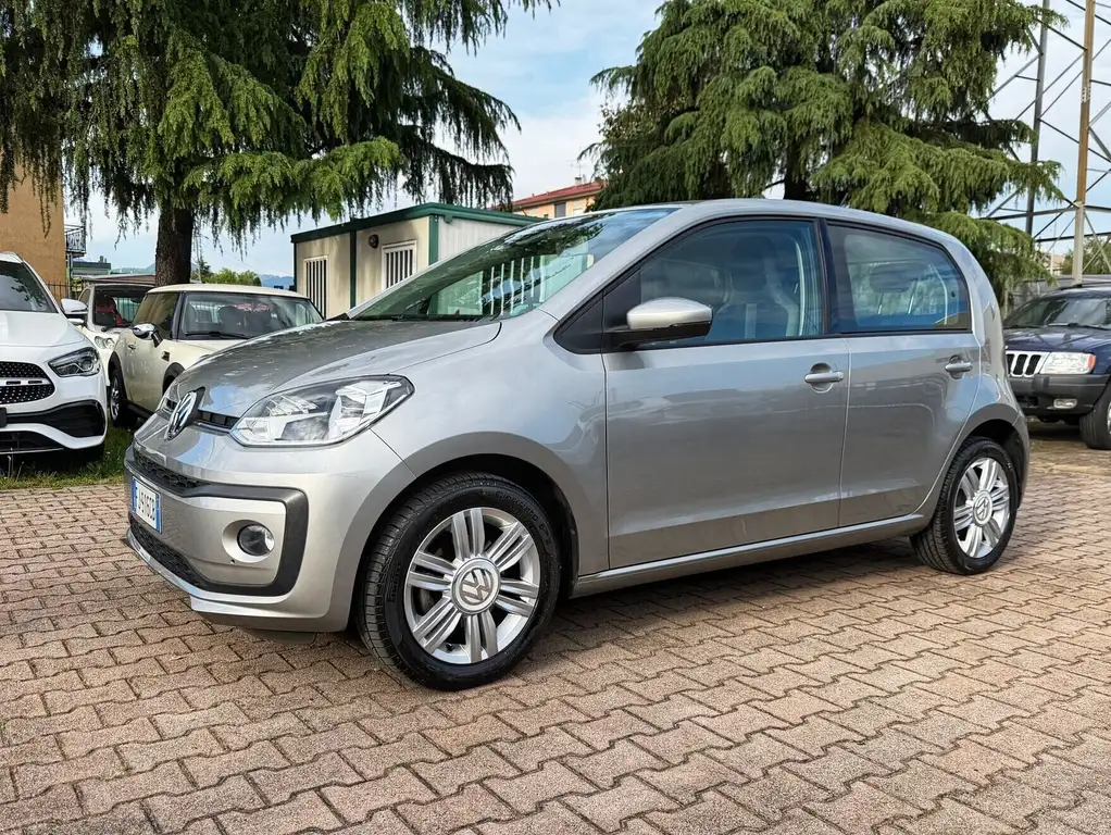 Volkswagen up! 2017 из Европы — купить под ключ