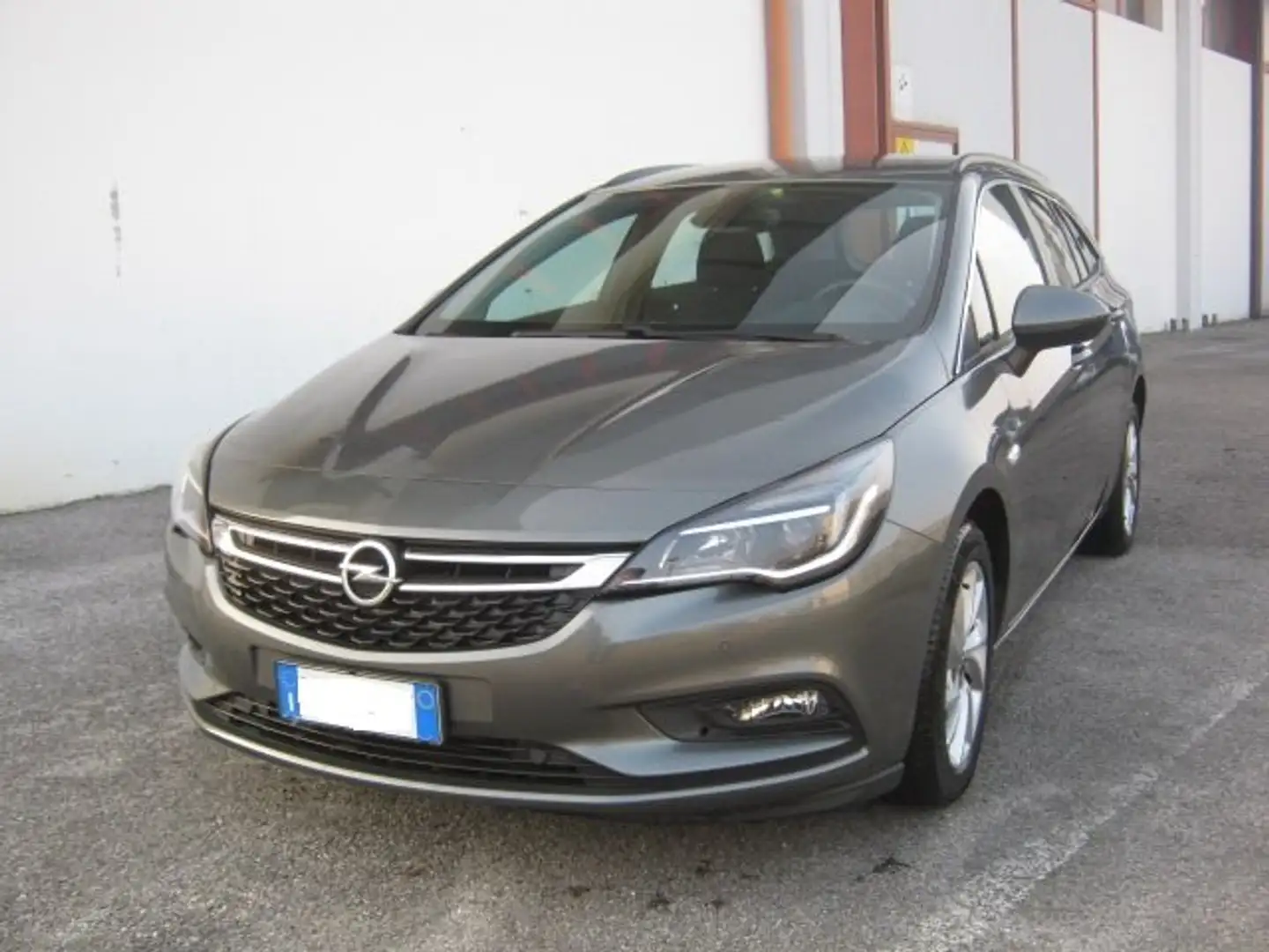 Opel Astra 1.6 CDTI 110CV S&S Business MT6 Motore Rotto Grigio - 1