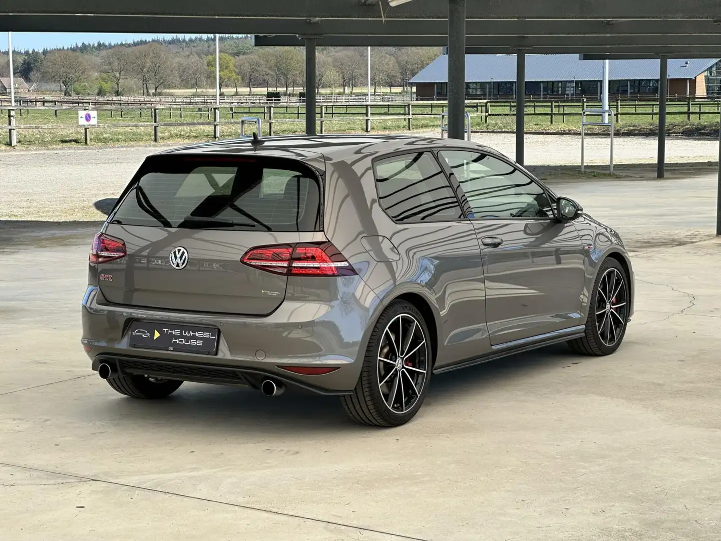 Volkswagen Golf GTI 2.0 TSI Performance CARPLAY/CAMERA/NAP Gris - 2