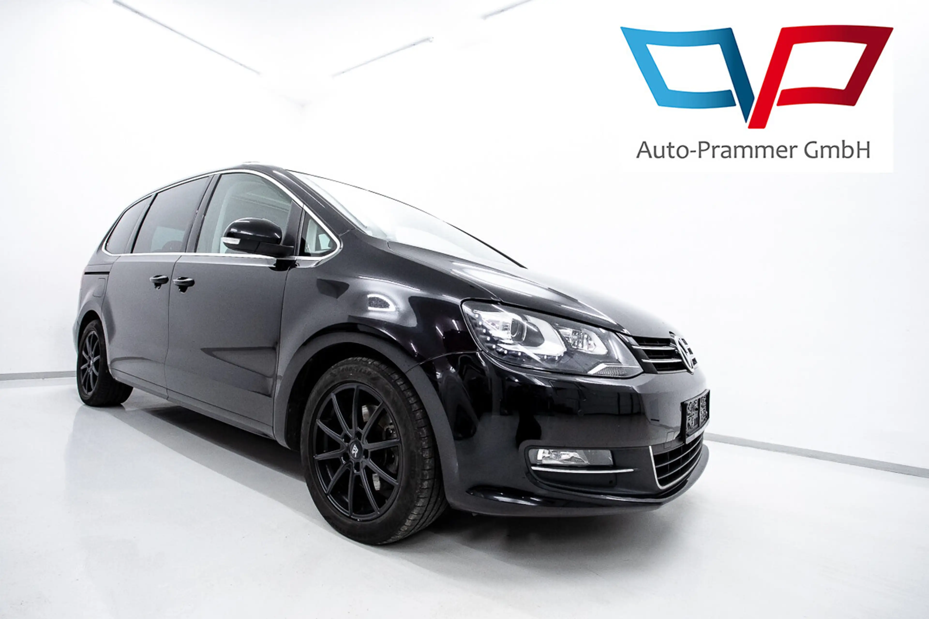 Volkswagen Sharan Highline BMT 2,0 TSI DSG | AHK | Sky | Leder