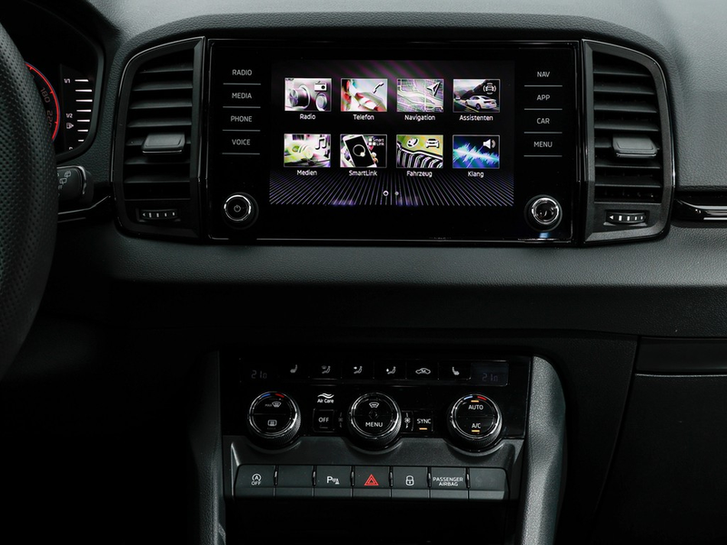 Skoda Karoq 1.5 TSI DSG Spotline AHK/Navi/RFK — photo 11